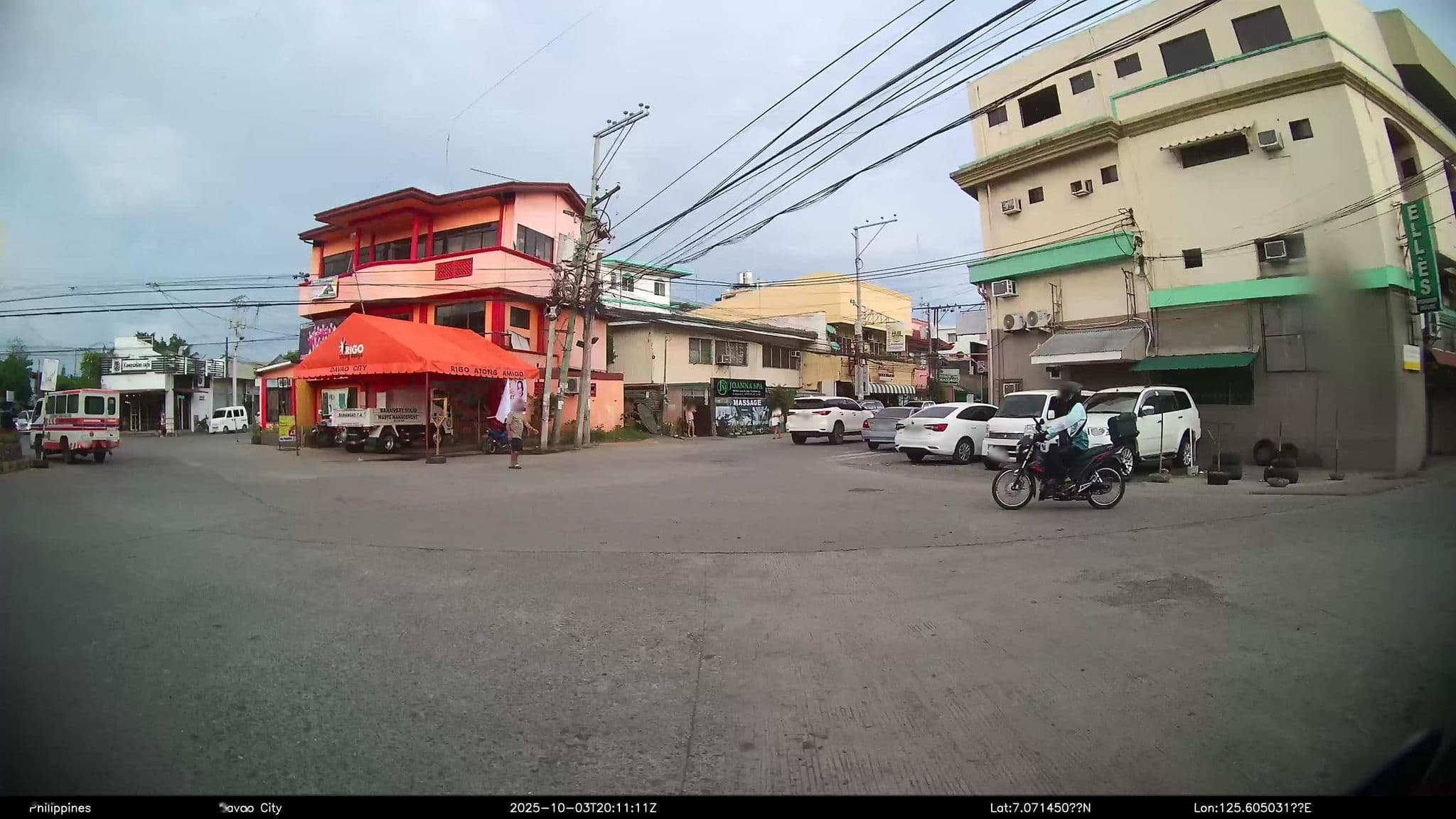 Street view near Elles Pension House, Davao — © kaart_3 (CC BY-SA · Mapillary)