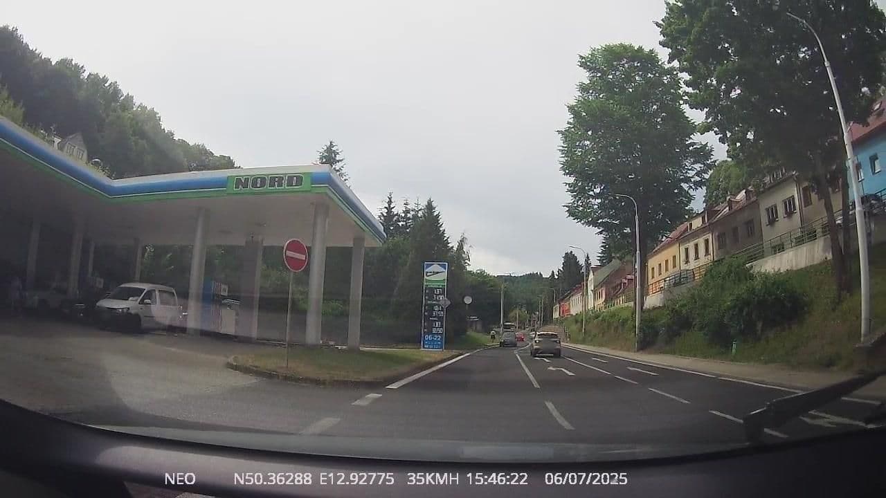 Street view near Penzion Blaník, Jáchymov — © TechniPorter (CC BY-SA · Mapillary)