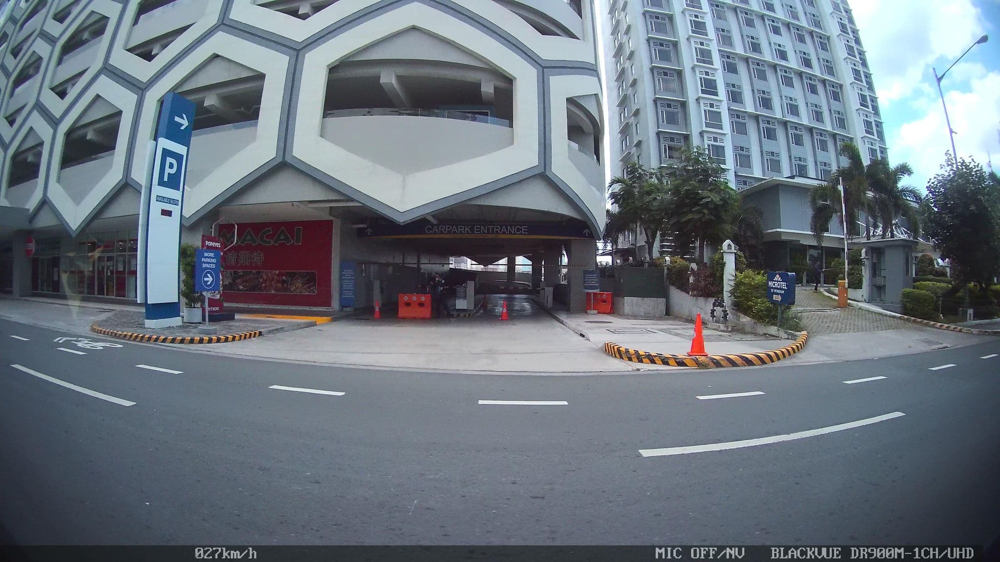 Street view near Microtel Inn & Suites, Baclaran — © kaart_4 (CC BY-SA · Mapillary)