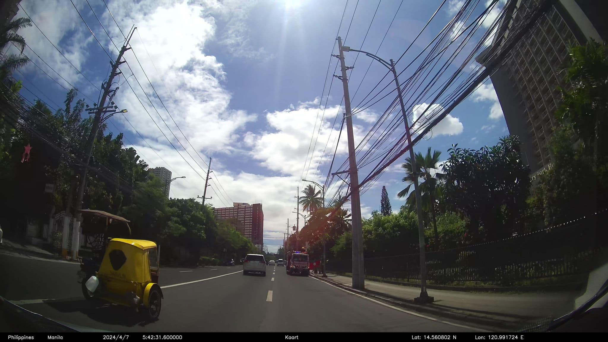Street view near Buoy hostel, Pasay — © kaart_4 (CC BY-SA · Mapillary)