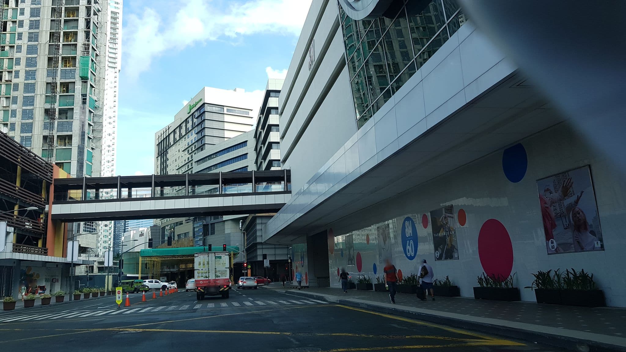 Street view near Room 1150, Makati City — © mhayd (CC BY-SA · Mapillary)