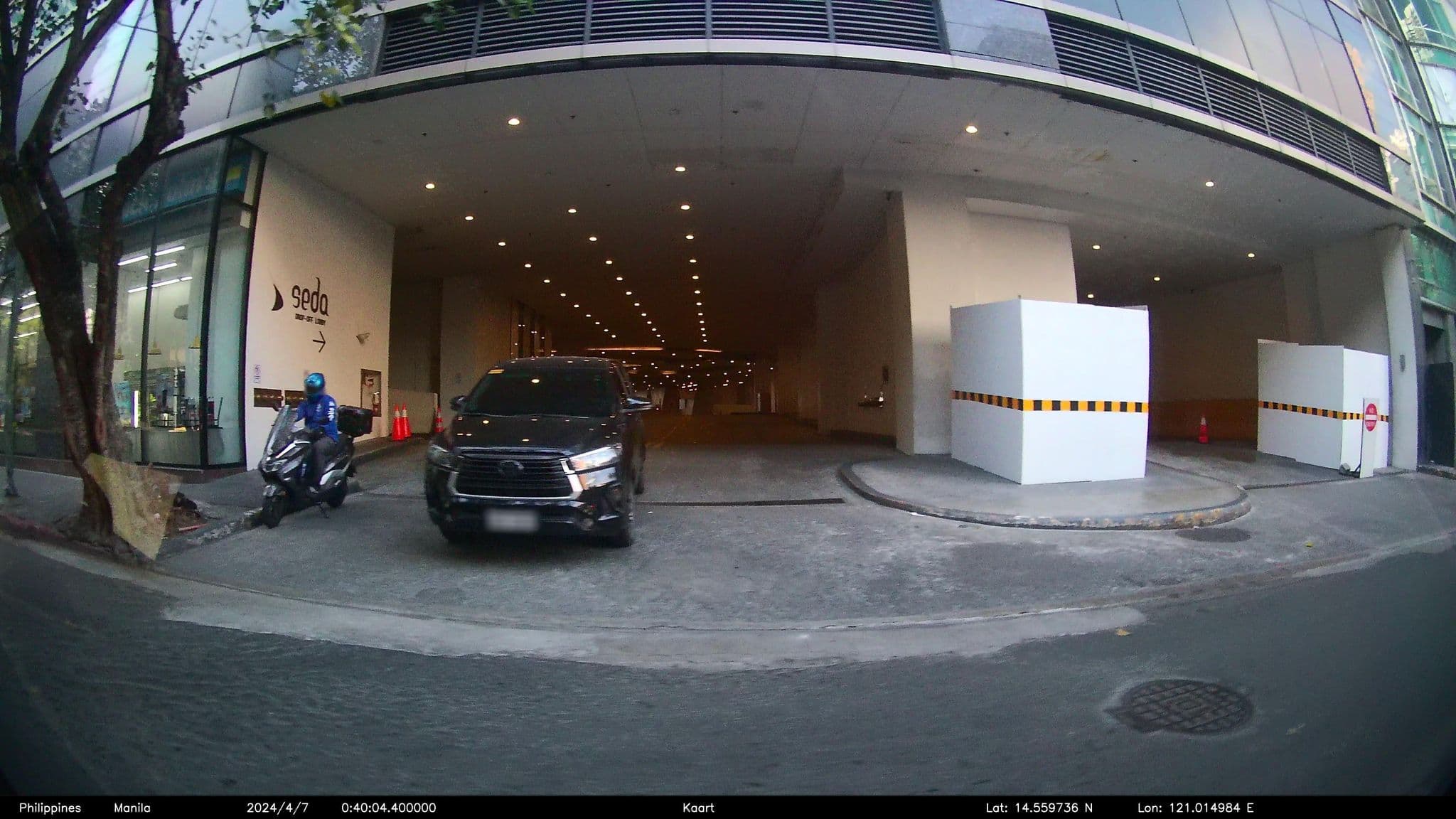 Street view near 商家微信定位谷歌地图标注, Bel Air — © kaart_4 (CC BY-SA · Mapillary)