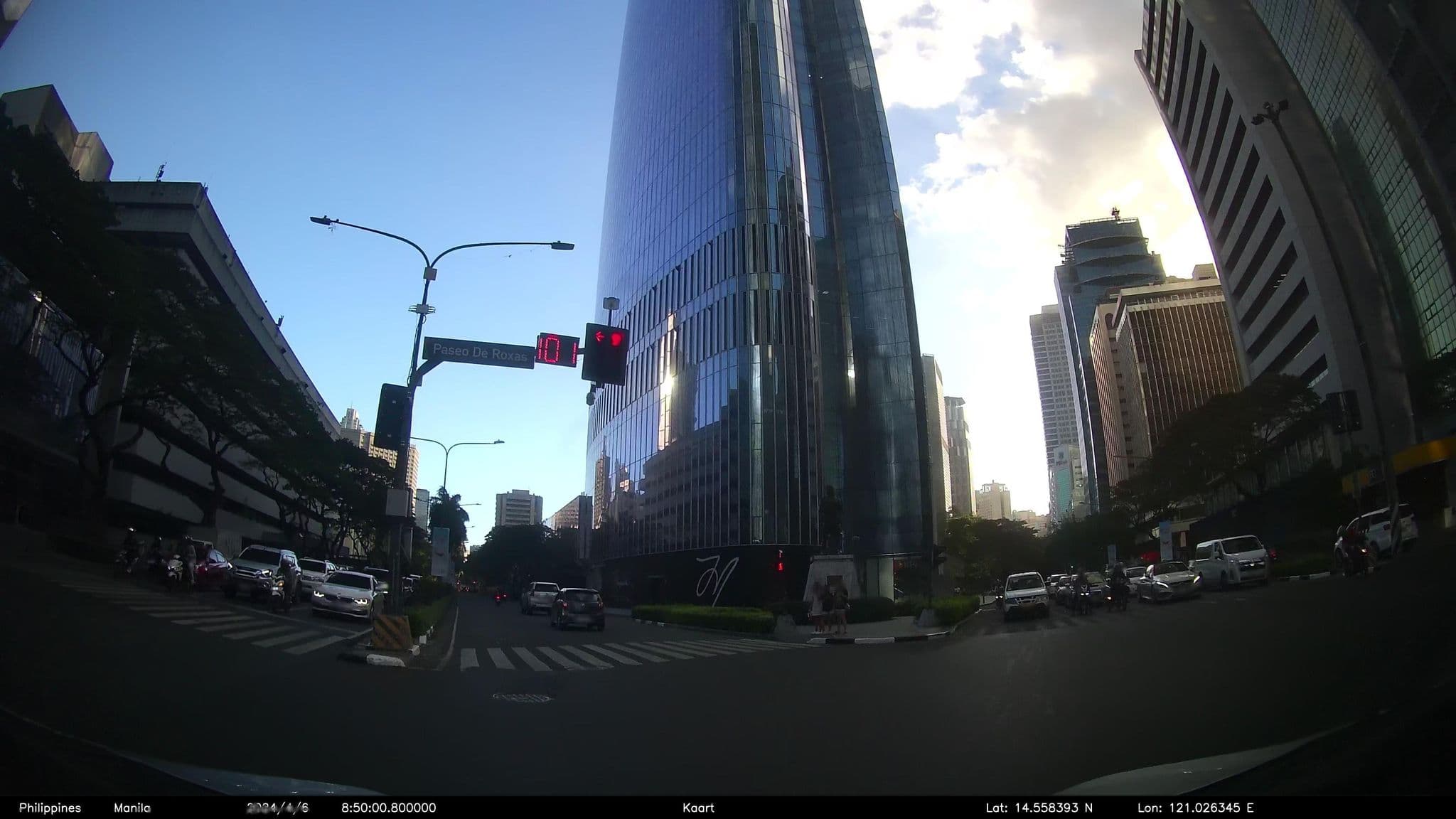 Street view near One Greenbelt Hotel, Bel Air — © kaart_4 (CC BY-SA · Mapillary)