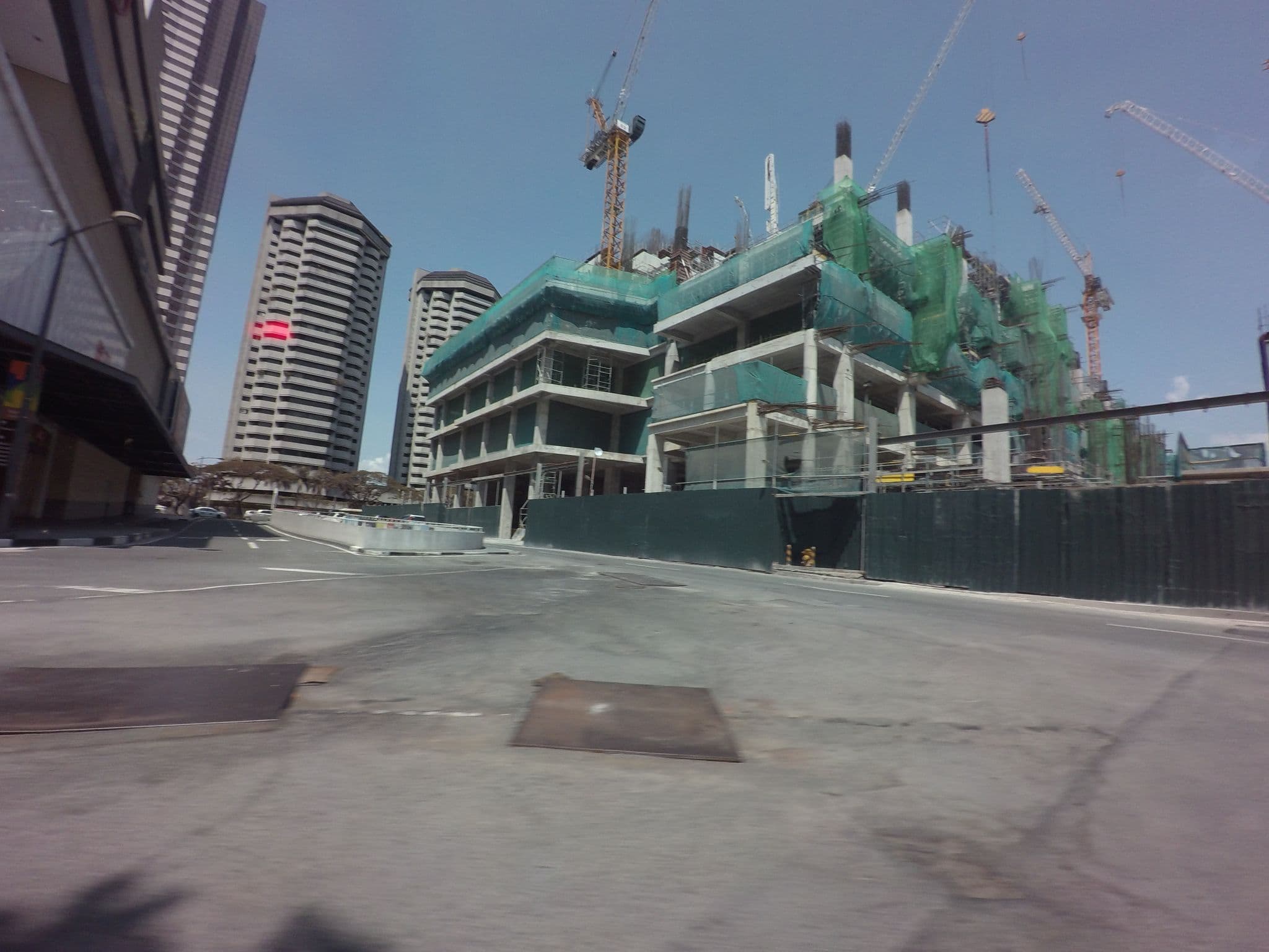 Street view near Hotel InterContinental Executive Lounge, Makati City — © GOwin (CC BY-SA · Mapillary)