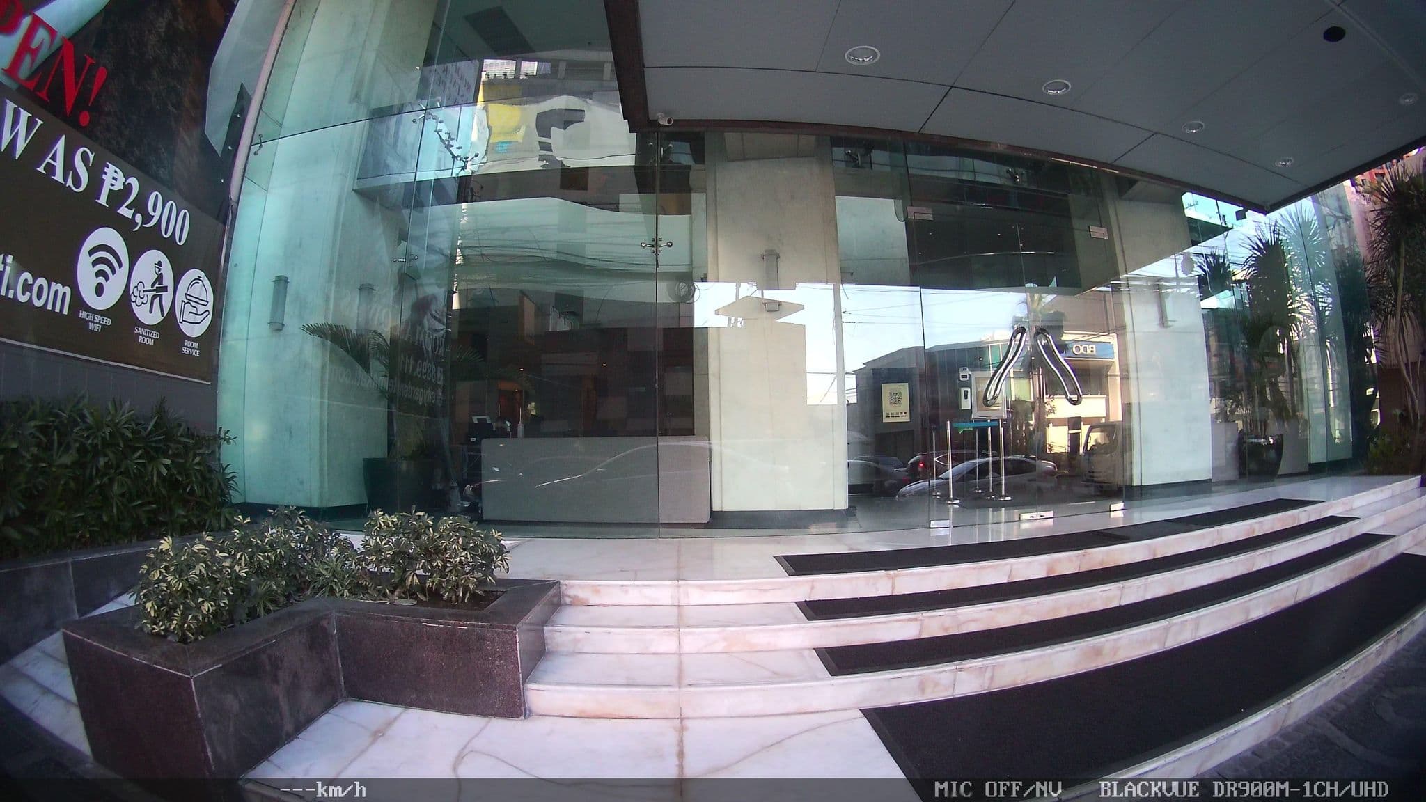 Street view near My Escape, Bel Air — © kaart_4 (CC BY-SA · Mapillary)