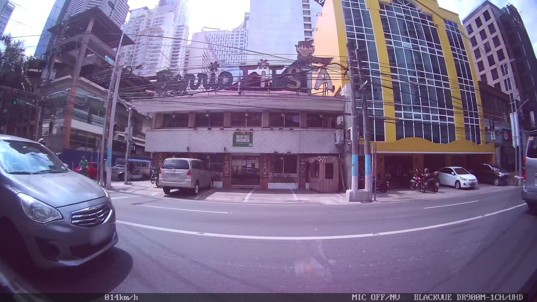 Street view near Lub d Philippines Makati, Bel Air — © kaart_4 (CC BY-SA · Mapillary)
