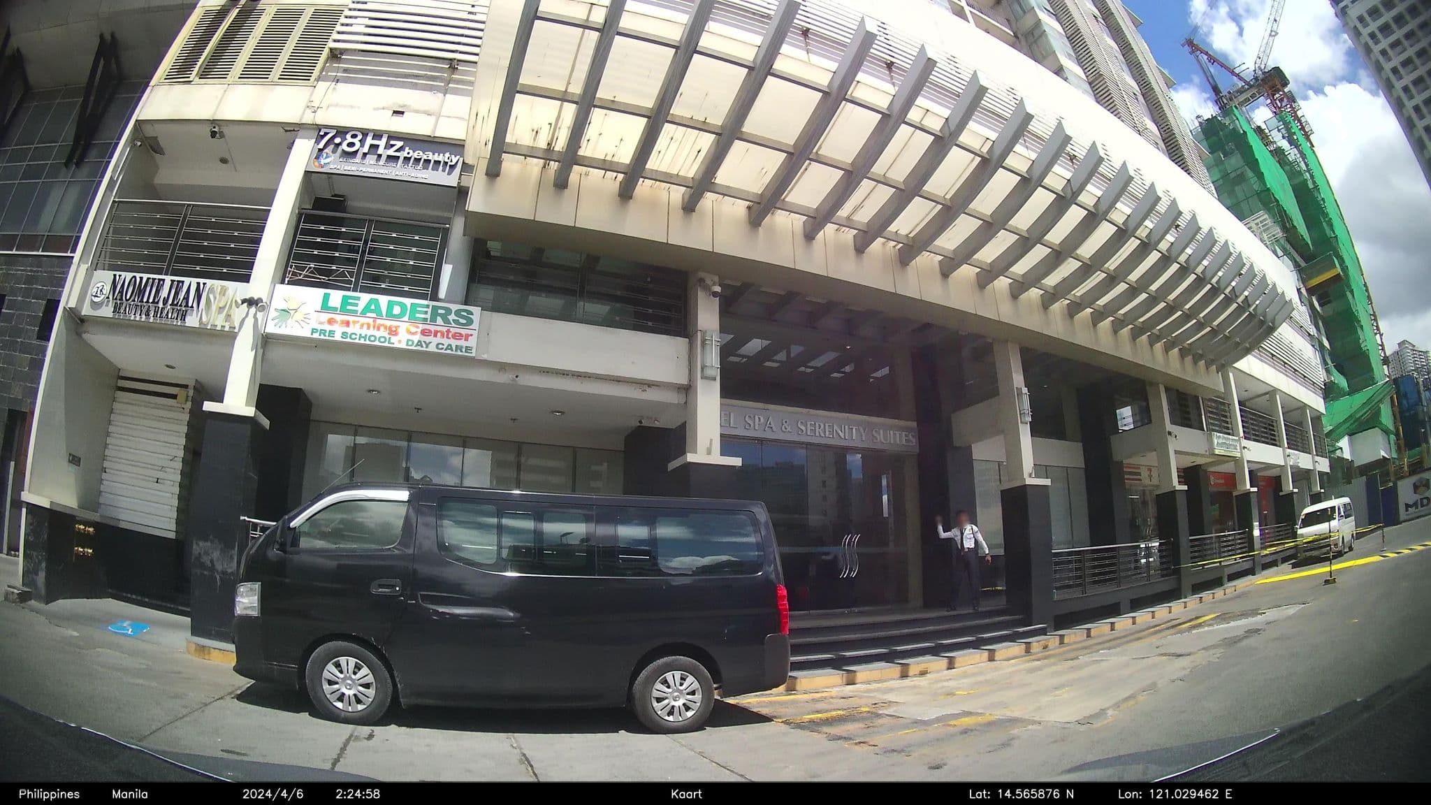 Street view near Y2 Residence Hotel Room 403, Bel Air — © kaart_3 (CC BY-SA · Mapillary)