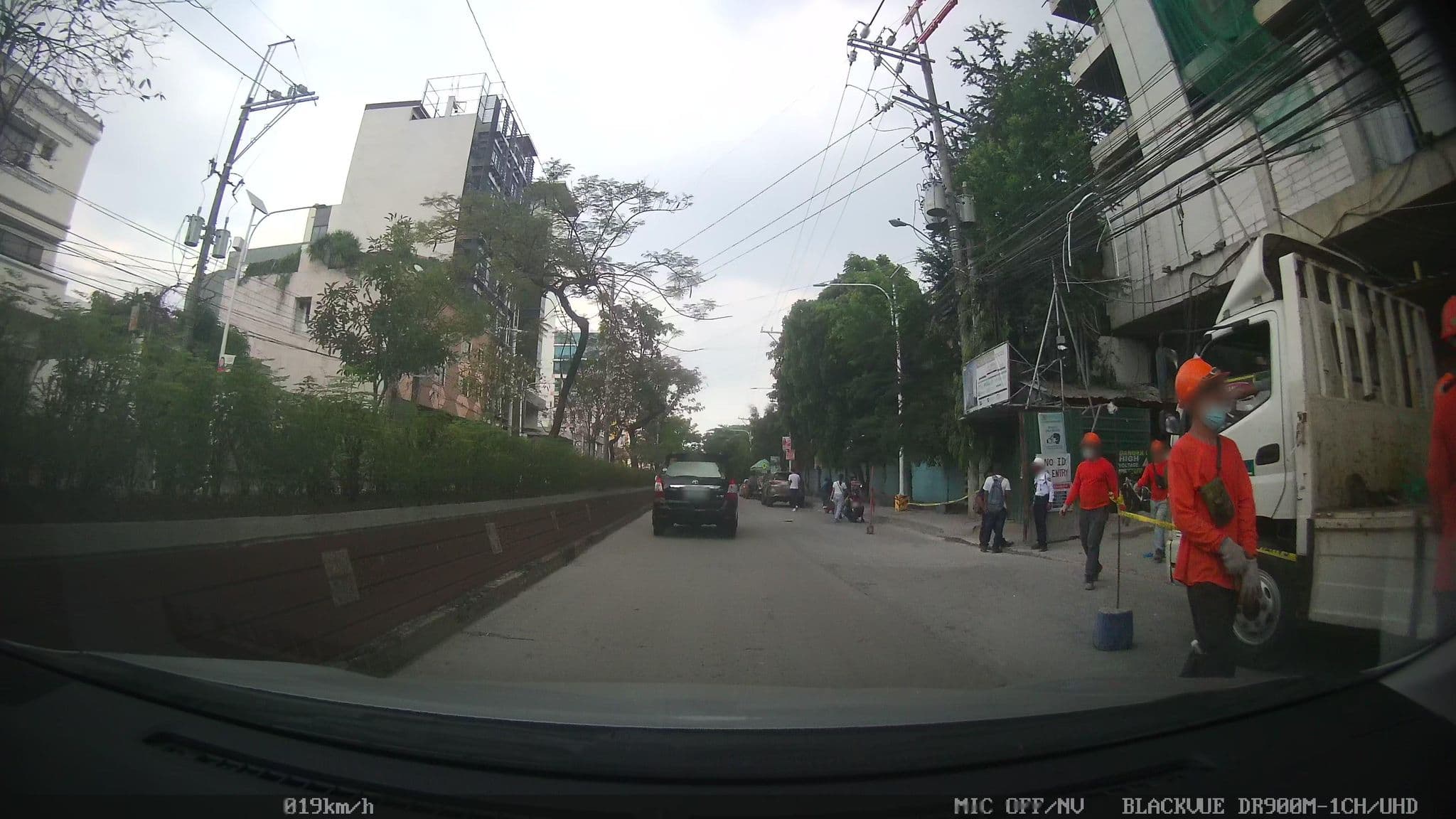 Street view near Citadines Chino Roces, Mariana — © kaart_4 (CC BY-SA · Mapillary)