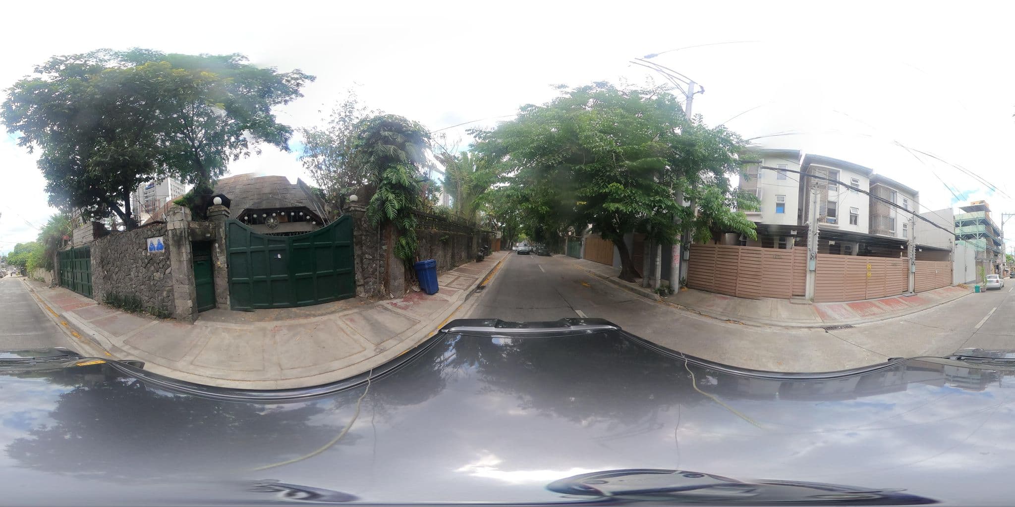 Street view near Strawberry Hometel, Mariana — © kaart_4 (CC BY-SA · Mapillary)