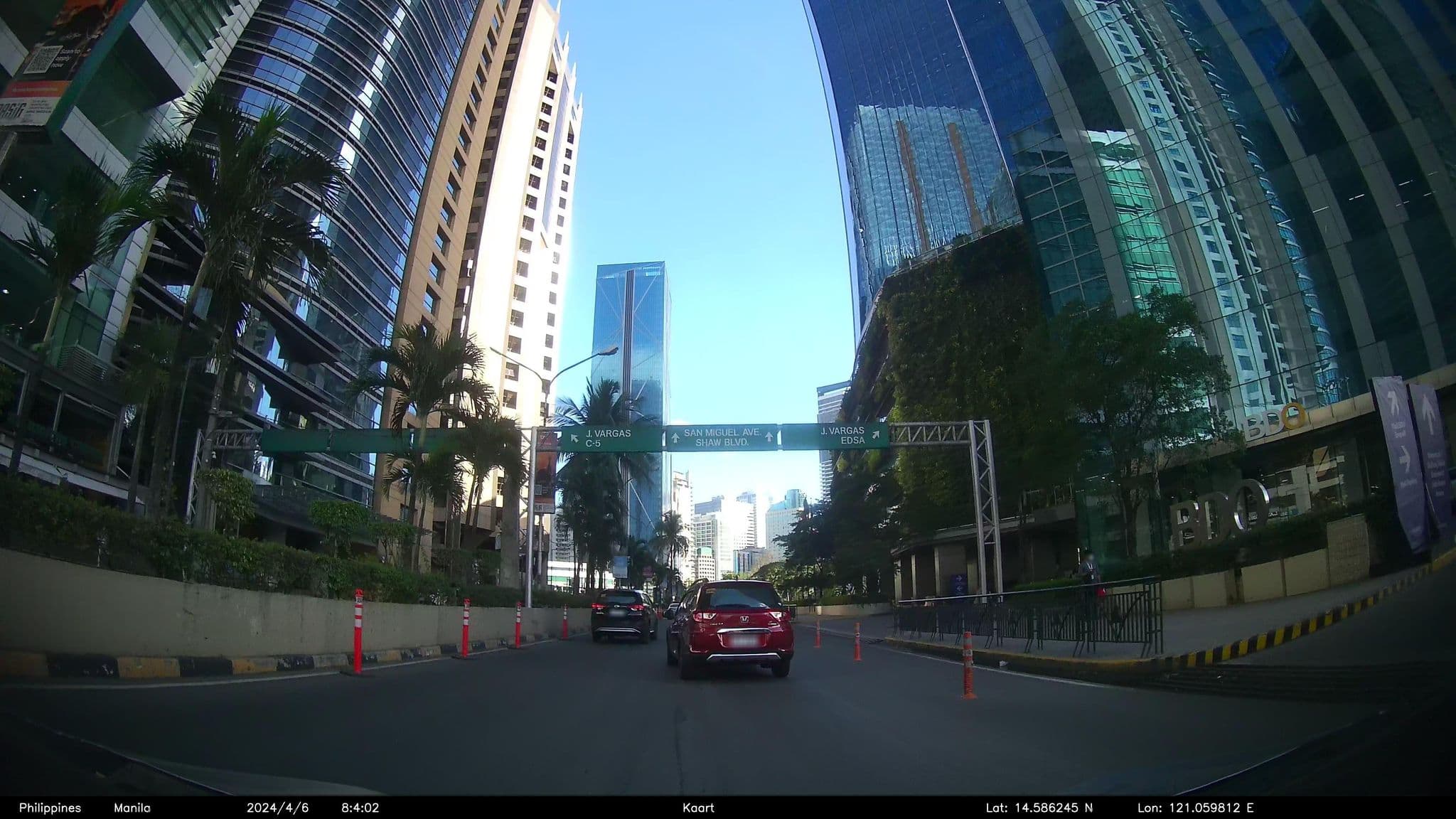 Street view near Room 1236, Pasig City — © kaart_4 (CC BY-SA · Mapillary)