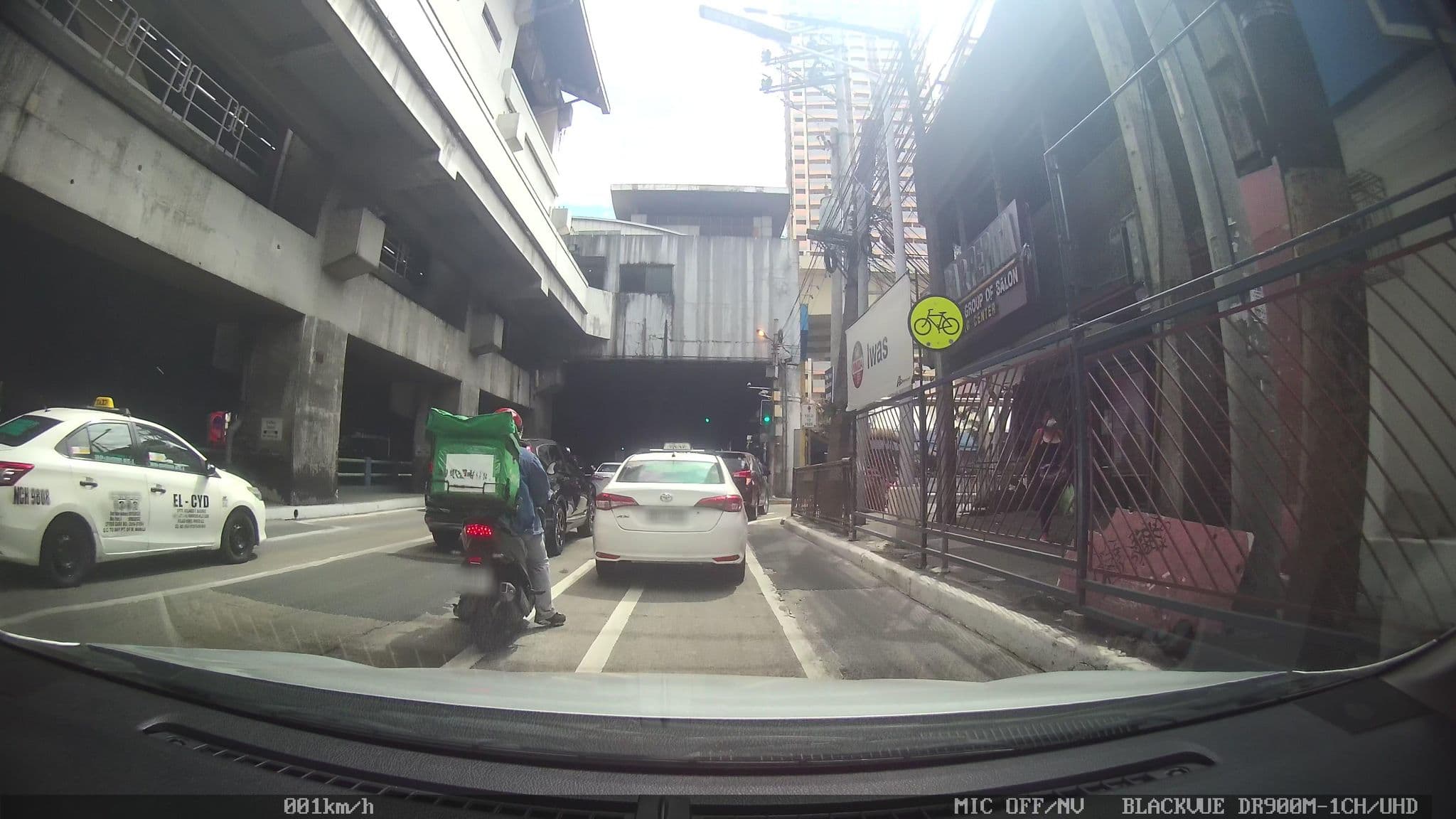 Street view near La Parilla, Pasig City — © kaart_4 (CC BY-SA · Mapillary)