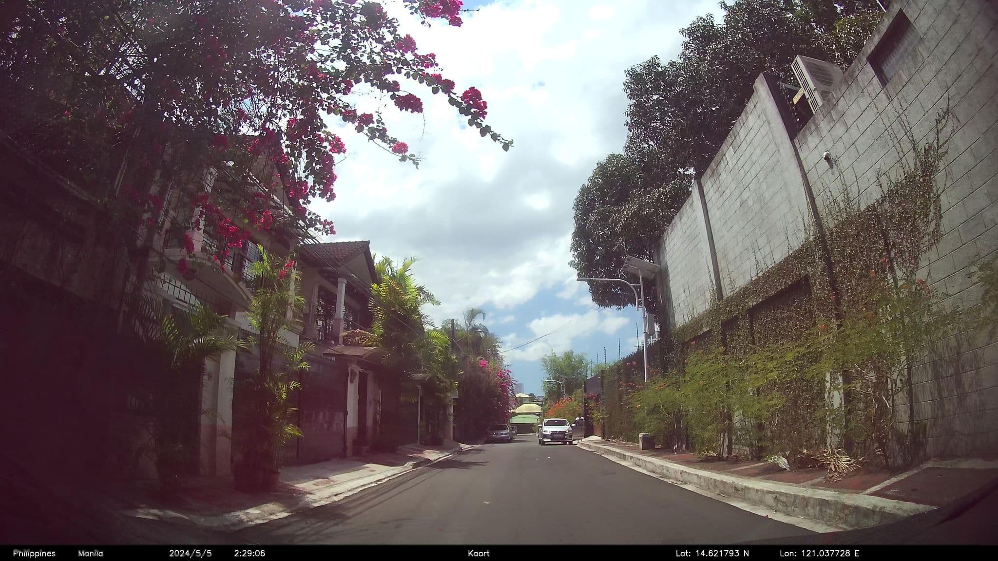Street view near Hibiscus Bed and Breakfast, Mariana — © kaartcam (CC BY-SA · Mapillary)