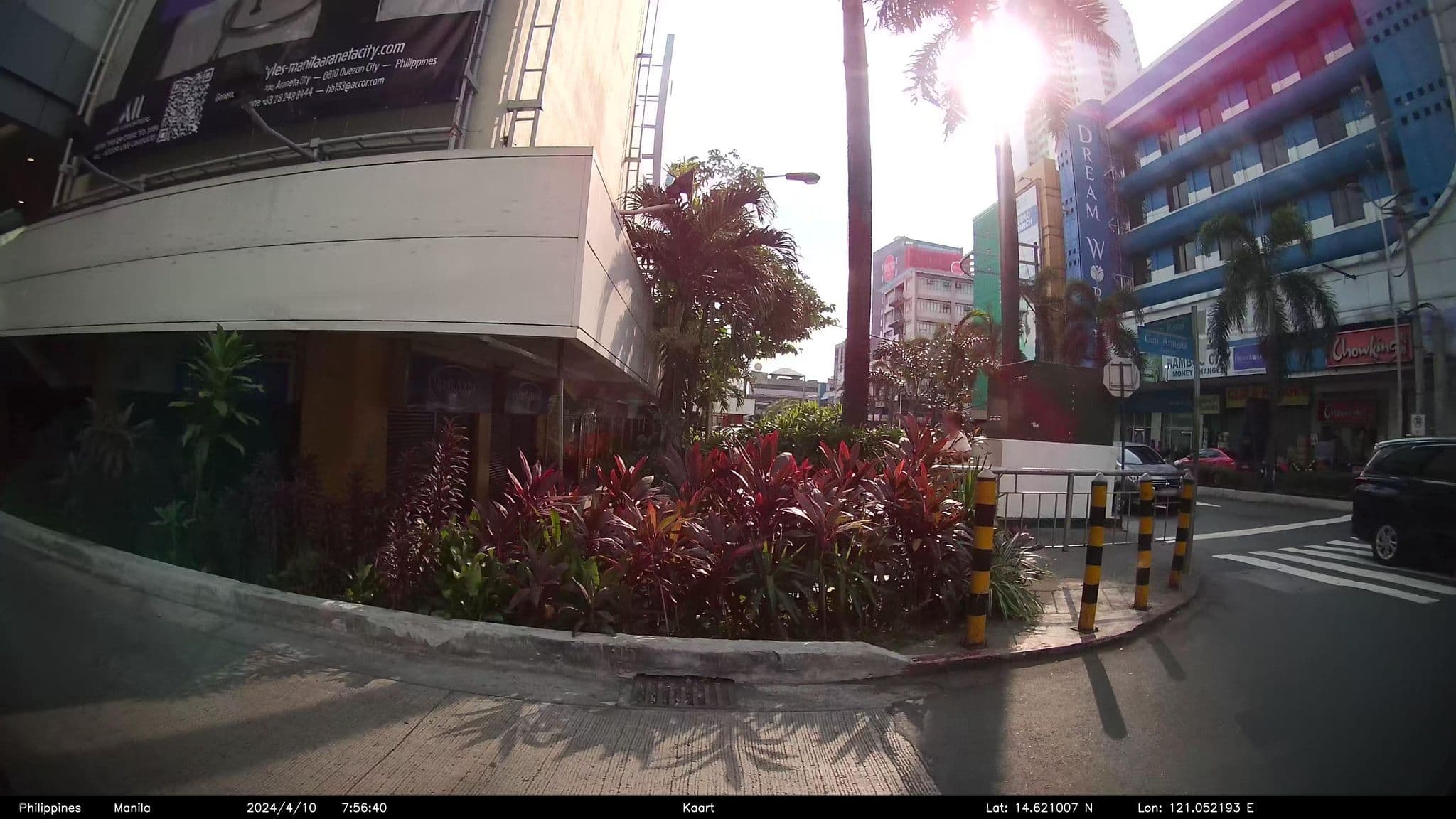 Street view near Hotel Dream World, Mariana — © kaart_4 (CC BY-SA · Mapillary)