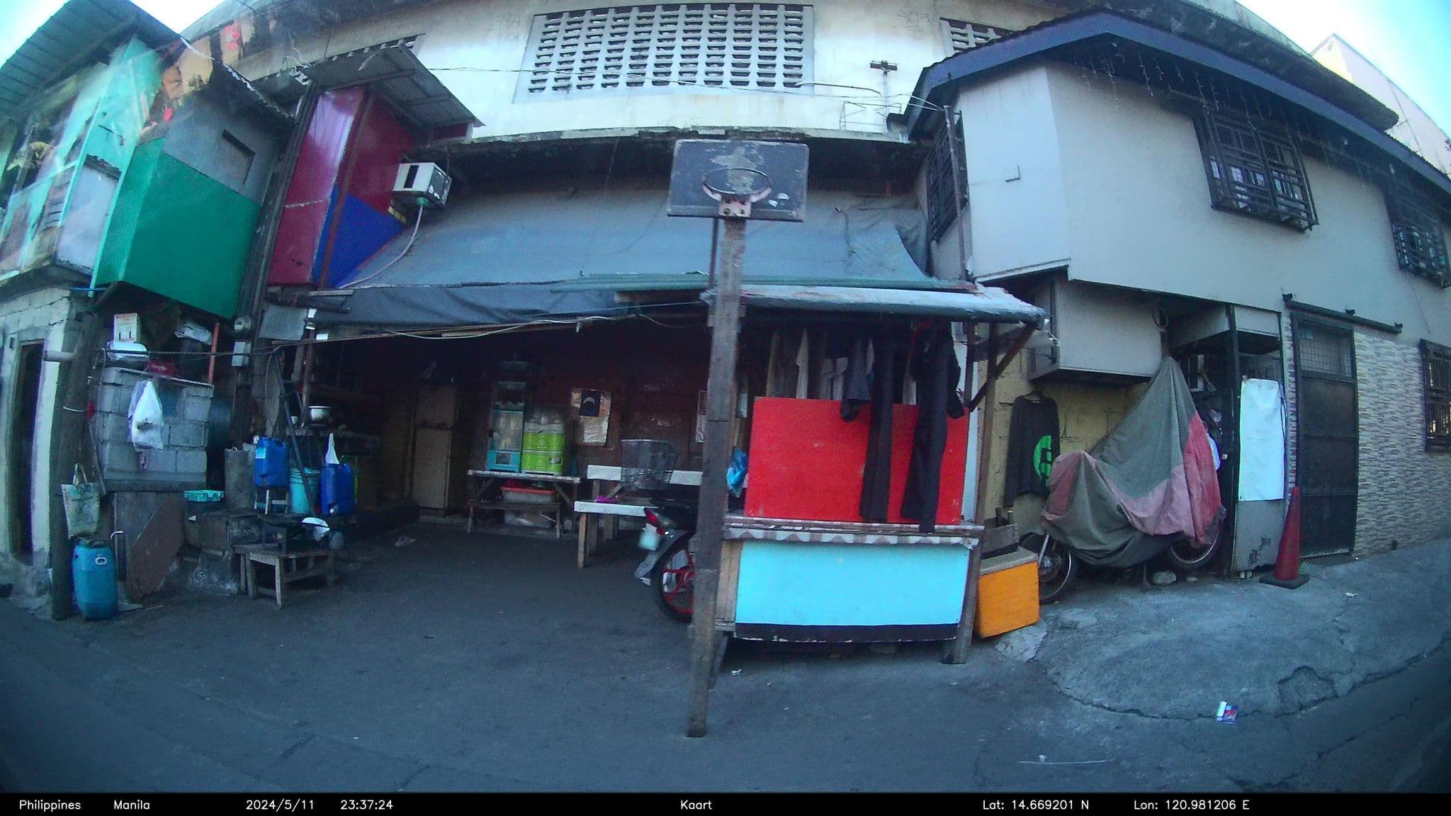 Street view near Victoria Court Macarthur, Bagong Barrio — © kaartcam (CC BY-SA · Mapillary)