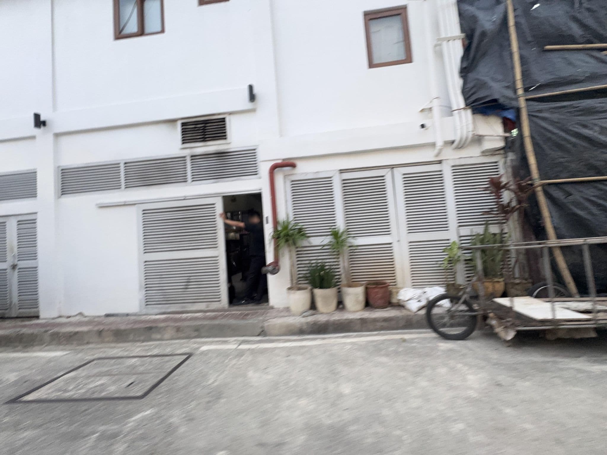 Street view near Willy's Beach Club Hotel, Balabag — © filipb (CC BY-SA · Mapillary)
