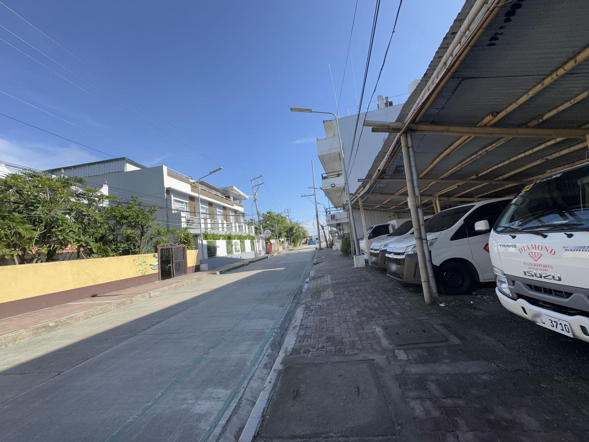 Street view near Balemi Hotel, Balabag — © filipb (CC BY-SA · Mapillary)