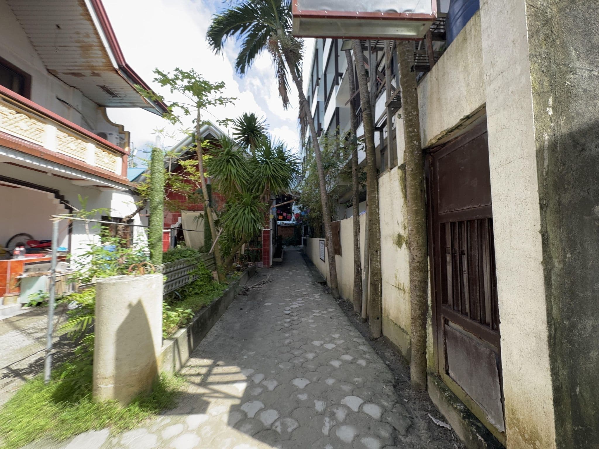 Street view near Bans Beach Resort, Balabag — © filipb (CC BY-SA · Mapillary)