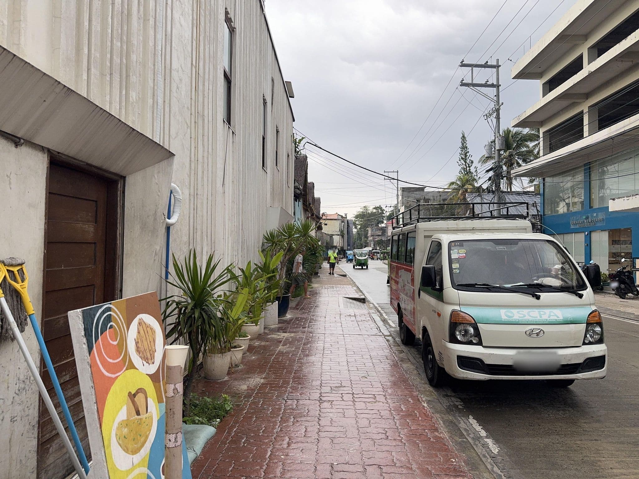 Street view near BBC - Boracay Beach Club Hotel, Balabag — © filipb (CC BY-SA · Mapillary)