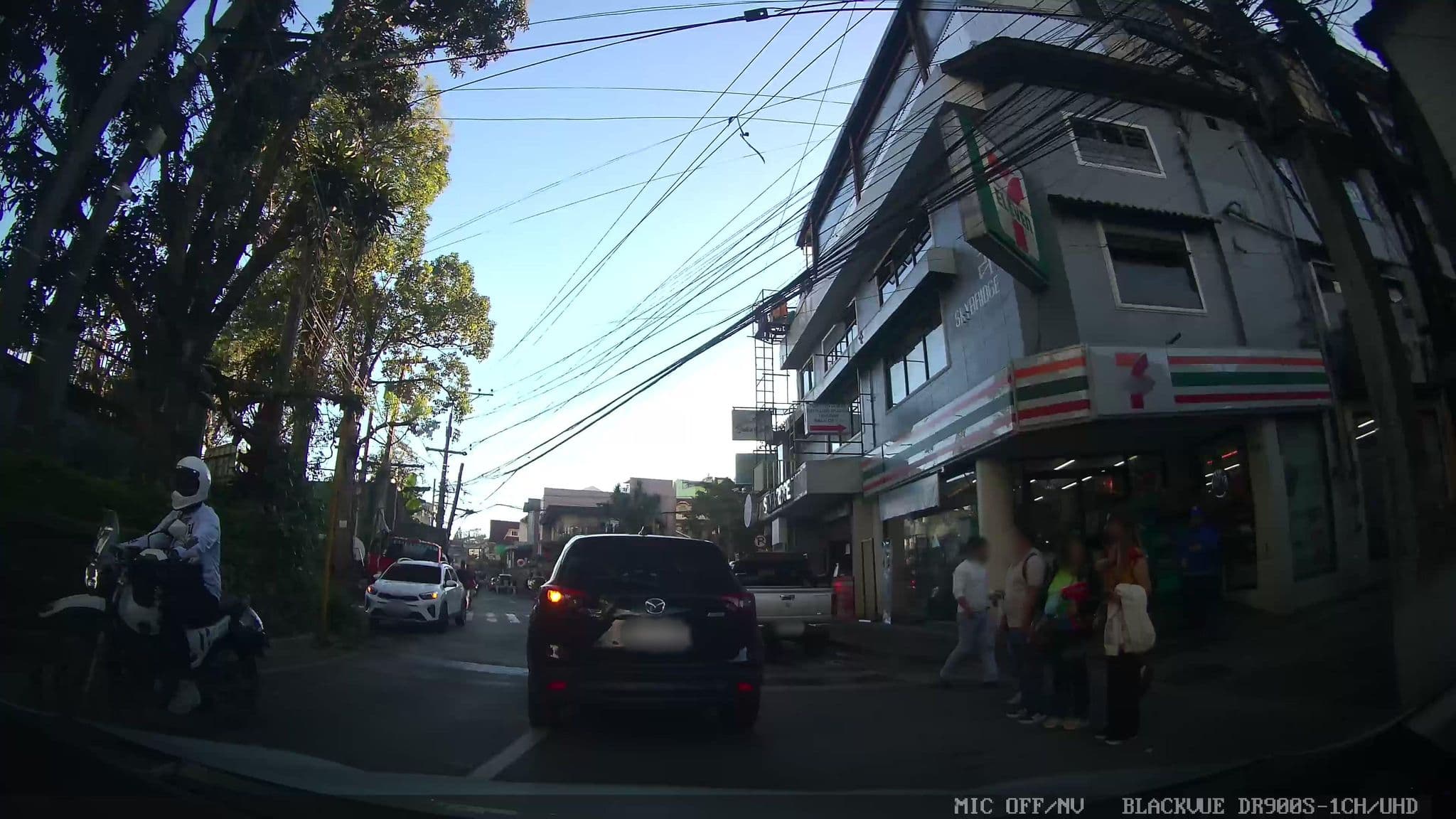 Street view near Casa Generosa, Baguio — © Kaart---FRONT (CC BY-SA · Mapillary)