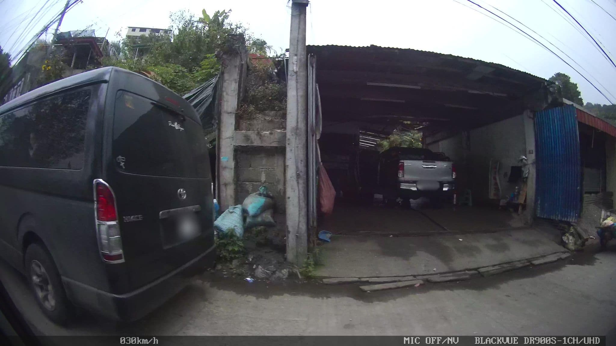 Street view near Green Valley Clubhouse, Baguio — © Kaart---RIGHT (CC BY-SA · Mapillary)