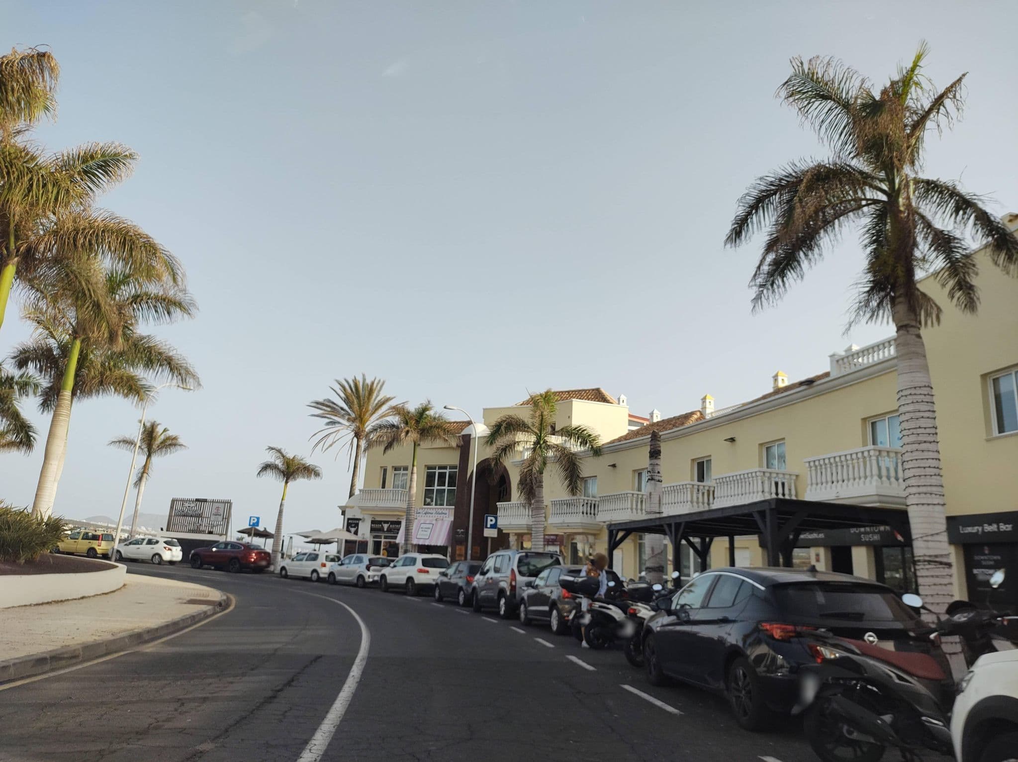Street view near H10 Atlantic Sunset Gym, Adeje — © thetornado76 (CC BY-SA · Mapillary)