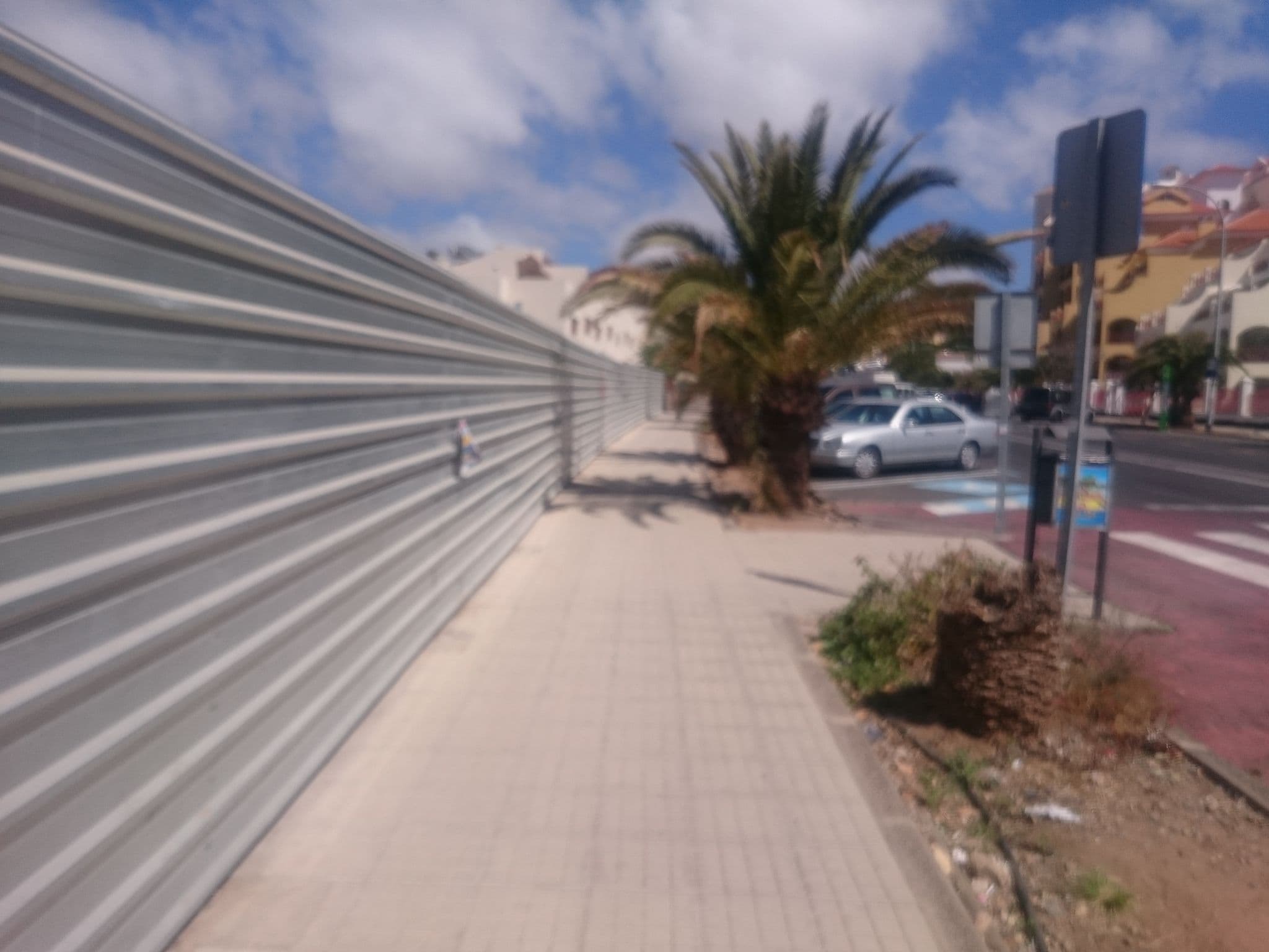 Street view near Suites at Beverley Hills, Playa de las Américas — © ufepuf (CC BY-SA · Mapillary)