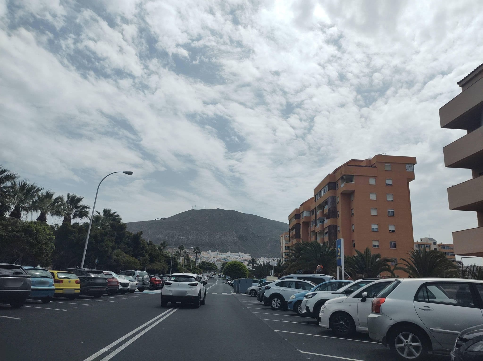 Street view near Ático, Playa de las Américas — © thetornado76 (CC BY-SA · Mapillary)