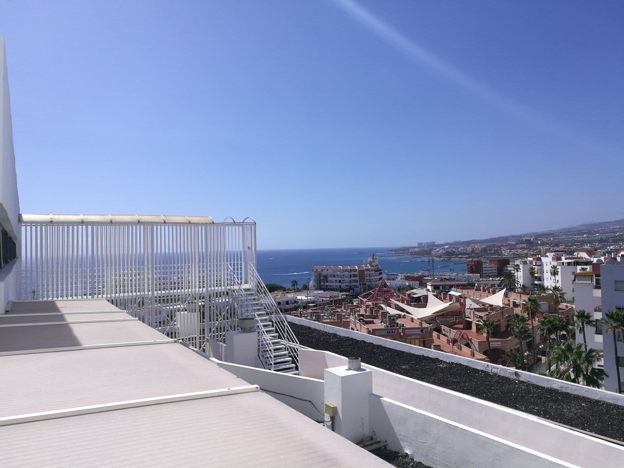 Street view near room 708, Playa de las Américas — © rsandu (CC BY-SA · Mapillary)