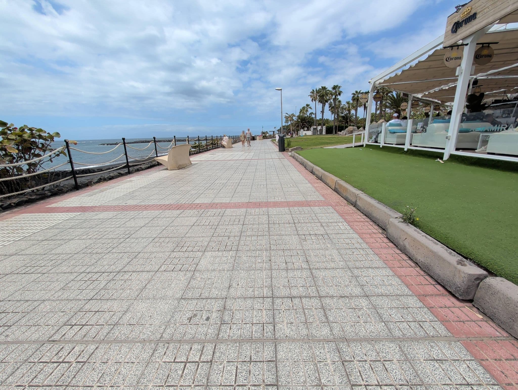 Street view near Altamira Club, Playa de las Américas — © AR88 (CC BY-SA · Mapillary)