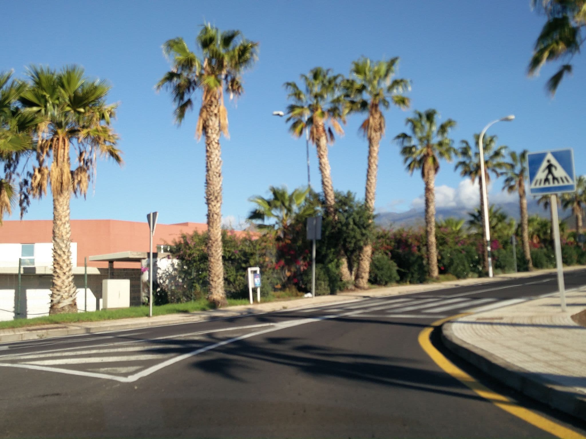 Street view near Apartamentos Green Park, Las Rosas — © jaakl (CC BY-SA · Mapillary)