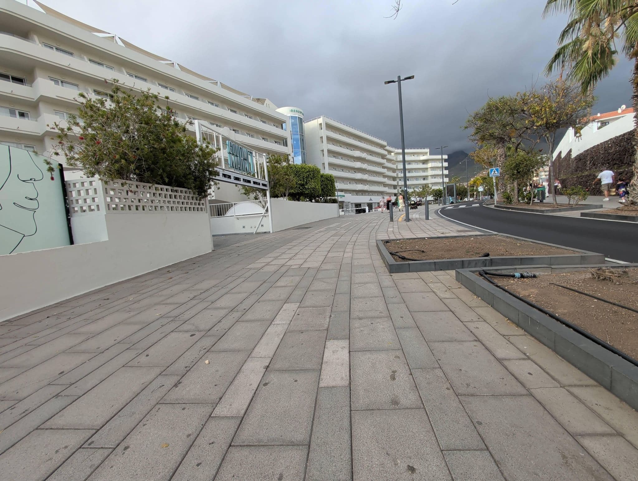 Street view near Iberostar Selection Sábila, Playa de las Américas — © AR88 (CC BY-SA · Mapillary)