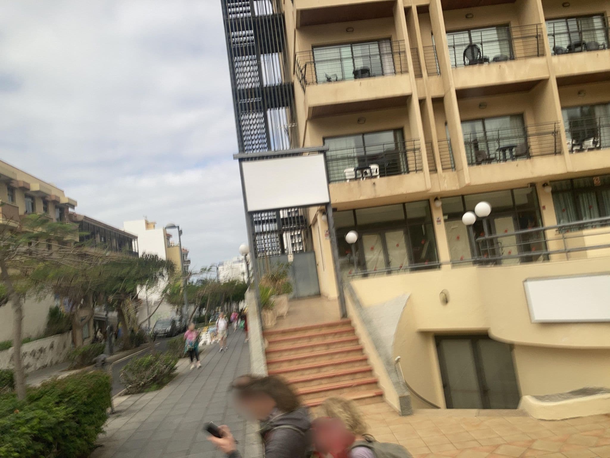 Street view near hotel orotava pool, Puerto de la Cruz — © tasmaniadevil (CC BY-SA · Mapillary)