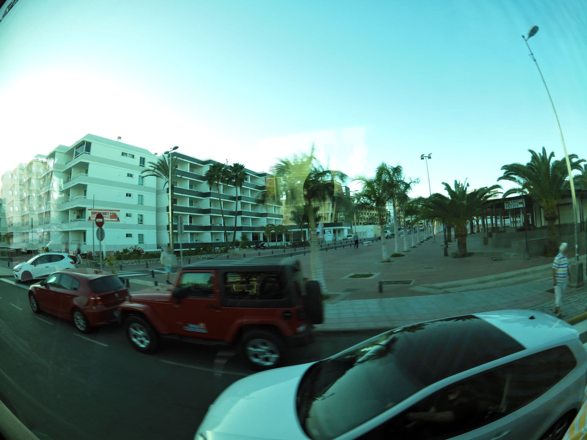 Street view near Apartamentos Broncemar, Playa del Ingles — © zors1843 (CC BY-SA · Mapillary)