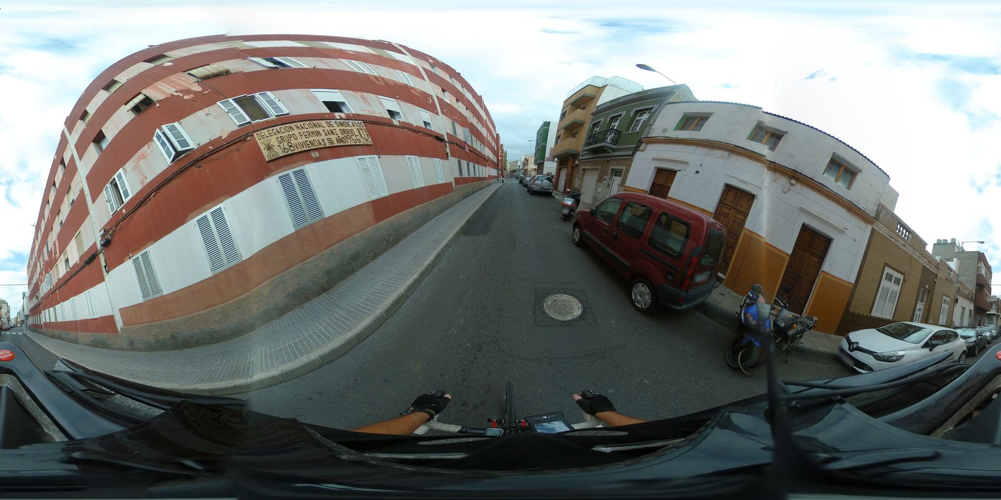 Street view near Casa The Garden Las Palmas, Centro — © javiersanp (CC BY-SA · Mapillary)