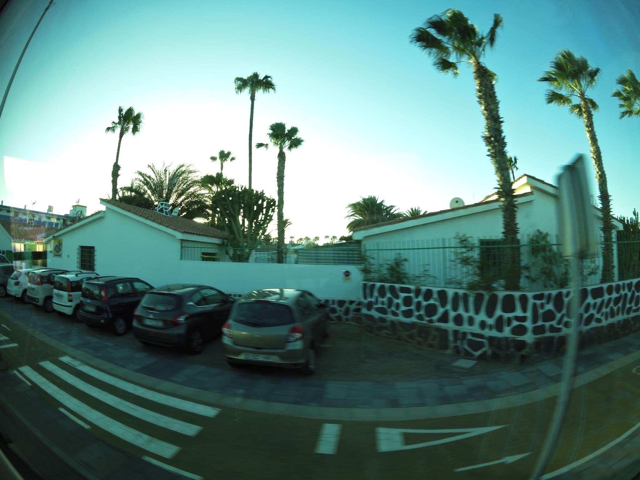 Street view near Bungalows Romandie, Playa del Ingles — © zors1843 (CC BY-SA · Mapillary)