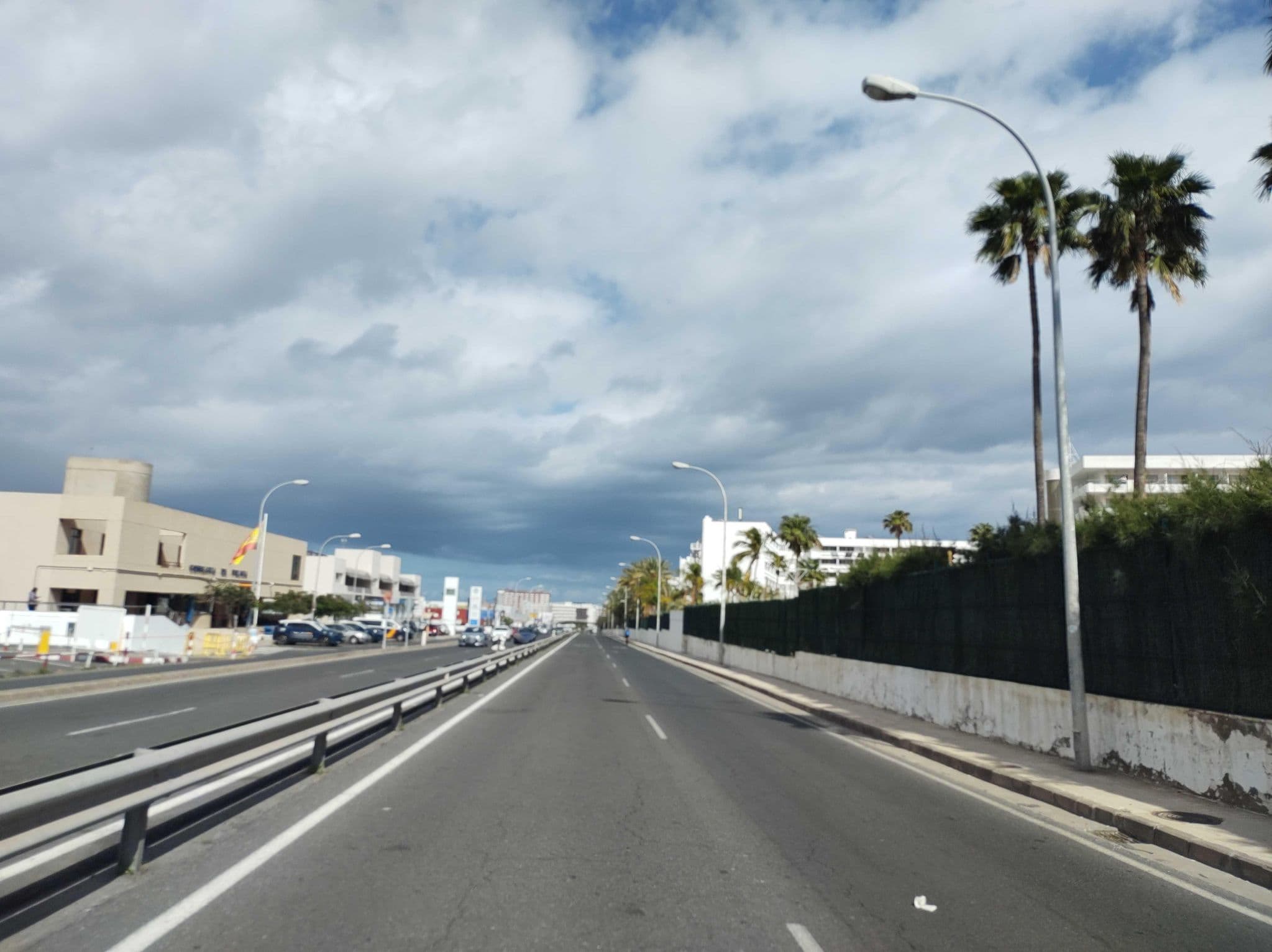 Street view near Rooms Ohana Waikiki, Playa del Ingles — © thetornado76 (CC BY-SA · Mapillary)