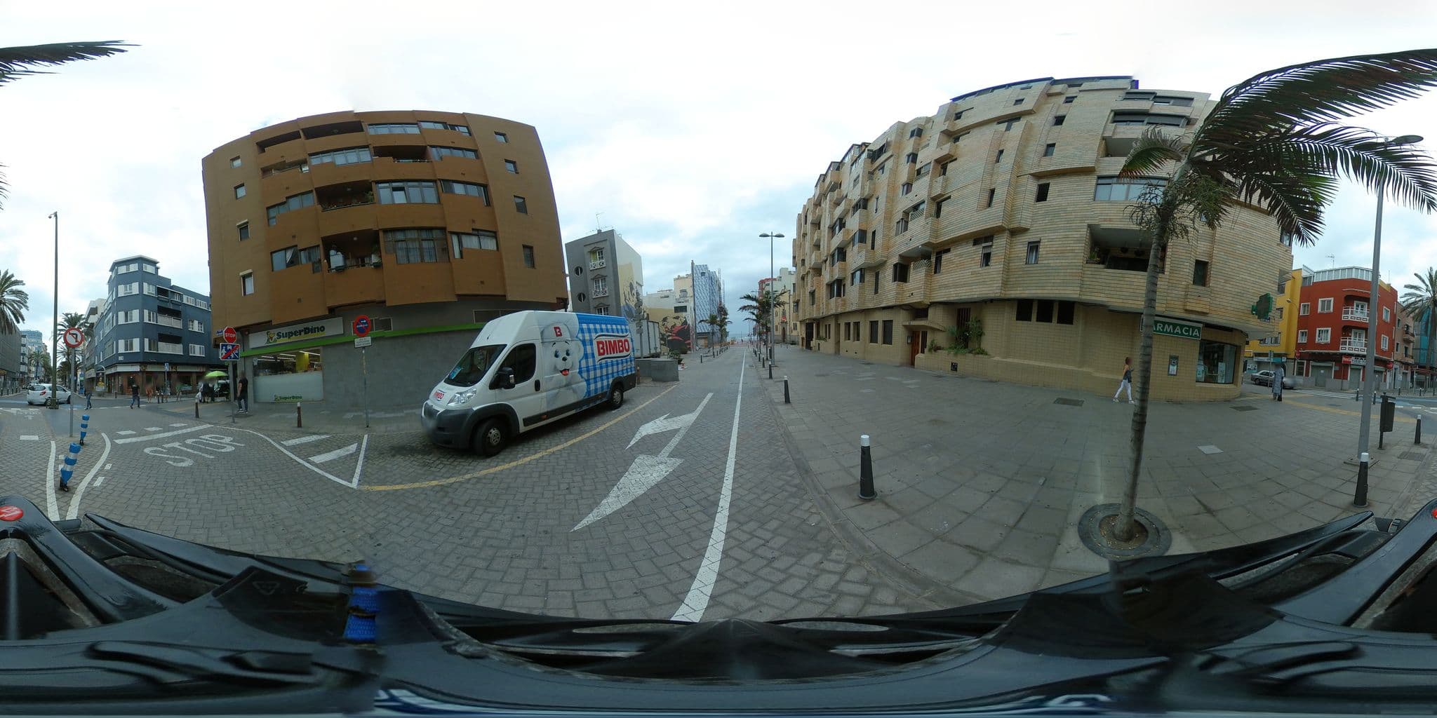 Street view near OceanSide Surfhouse, Centro — © javiersanp (CC BY-SA · Mapillary)