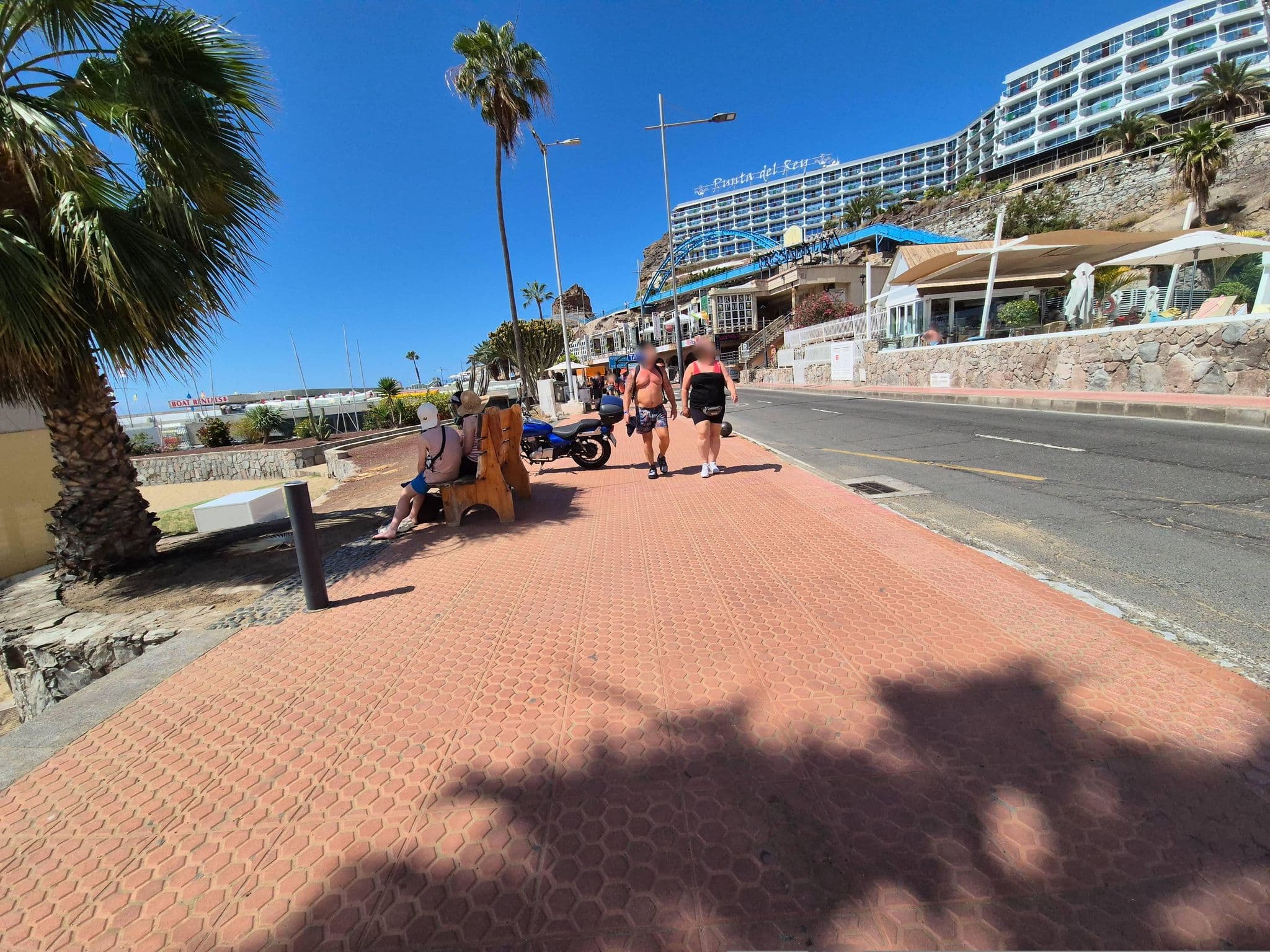 Street view near XQ Vistamar, Puerto Rico — © beer119 (CC BY-SA · Mapillary)