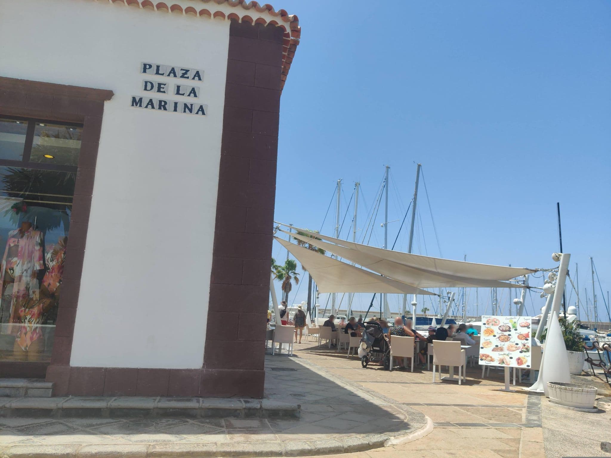 Street view near Apartamentos Pura Vida, Playa Blanca — © tumblecow (CC BY-SA · Mapillary)