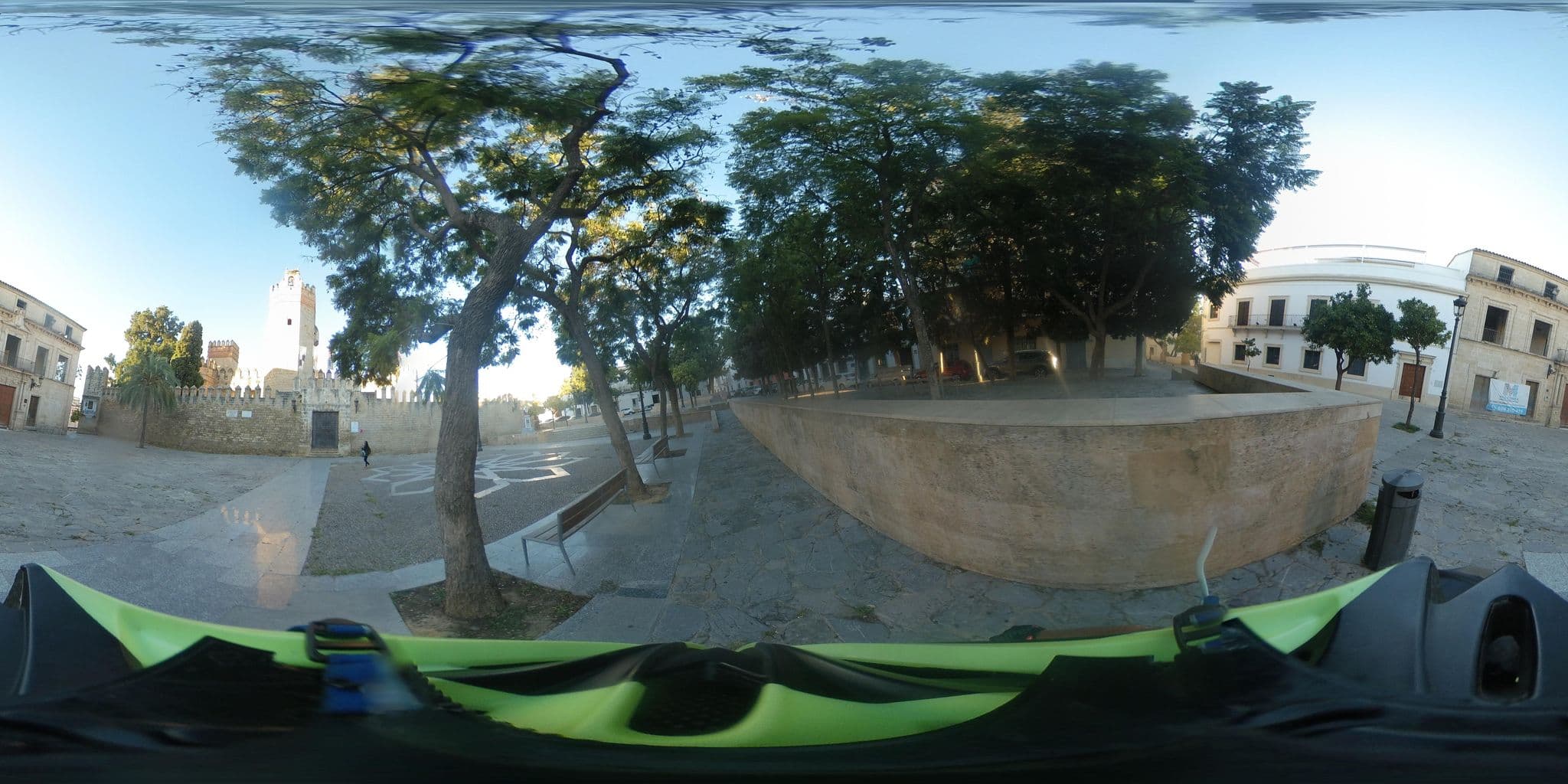 Street view near Oficina Municipal de Turismo, El Puerto de Santa María — © javiersanp (CC BY-SA · Mapillary)