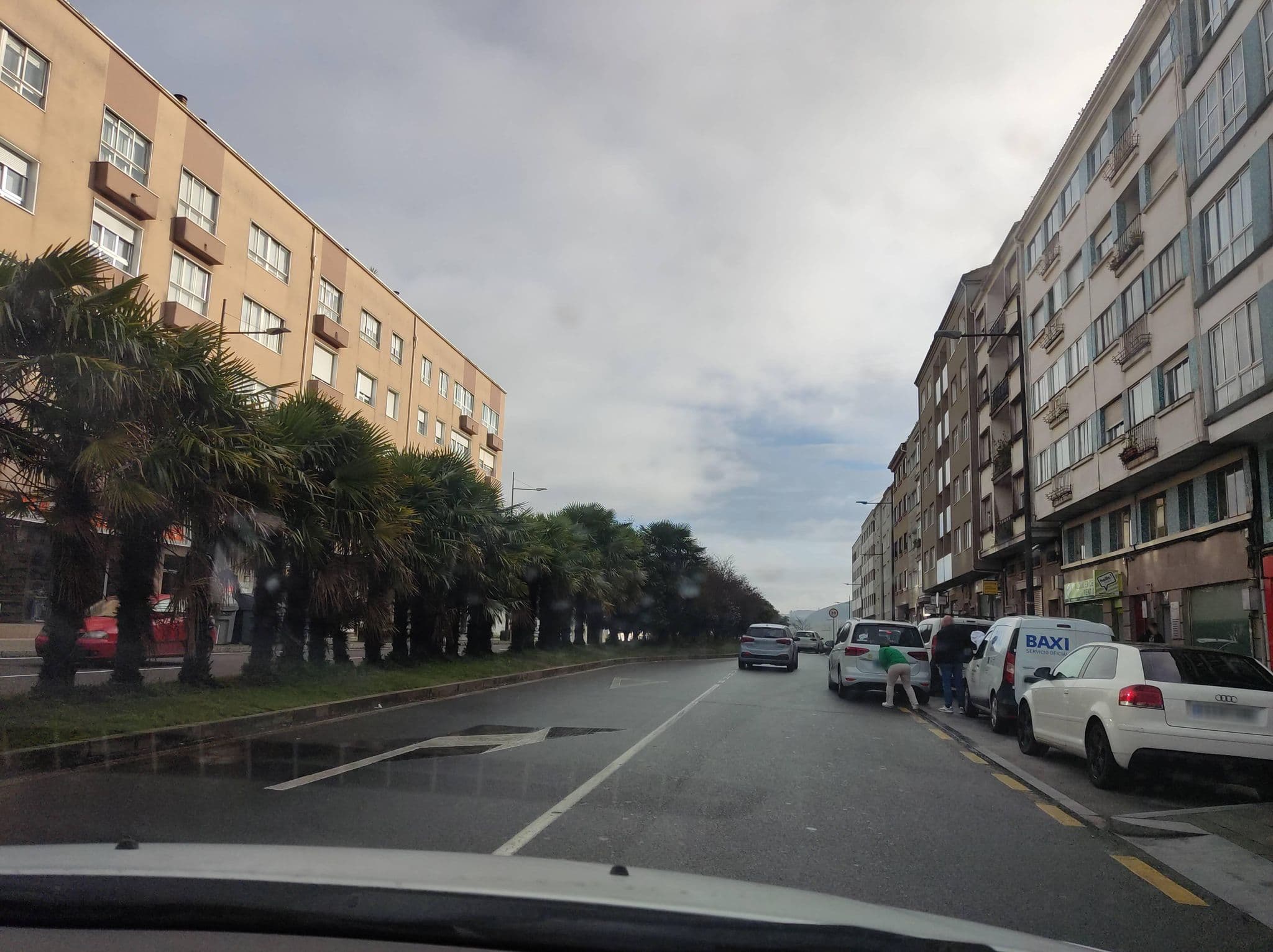 Street view near Hotel La Salle, Santiago de Compostela — © mCalle (CC BY-SA · Mapillary)