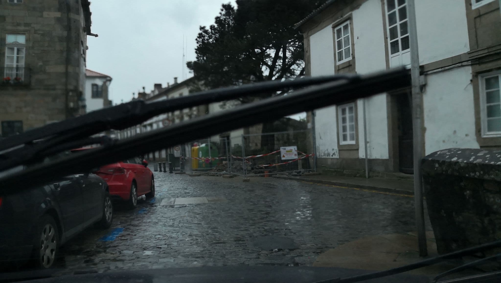 Street view near Airbnb Recién Rehabilitado/Casco Histórico, Santiago de Compostela — © sanjorgepinho (CC BY-SA · Mapillary)