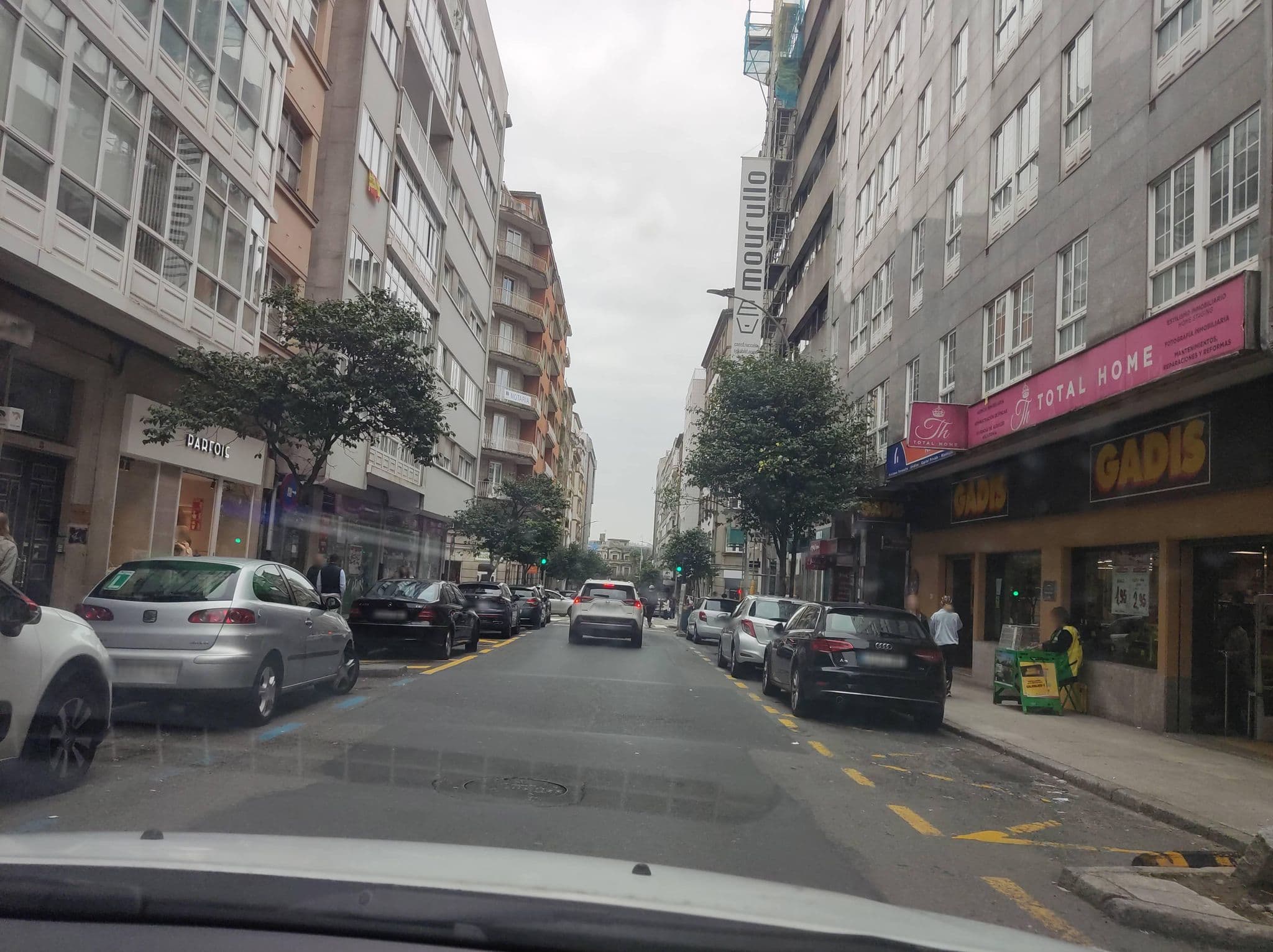 Street view near Hotel Maycar de Santiago, Santiago de Compostela — © mCalle (CC BY-SA · Mapillary)