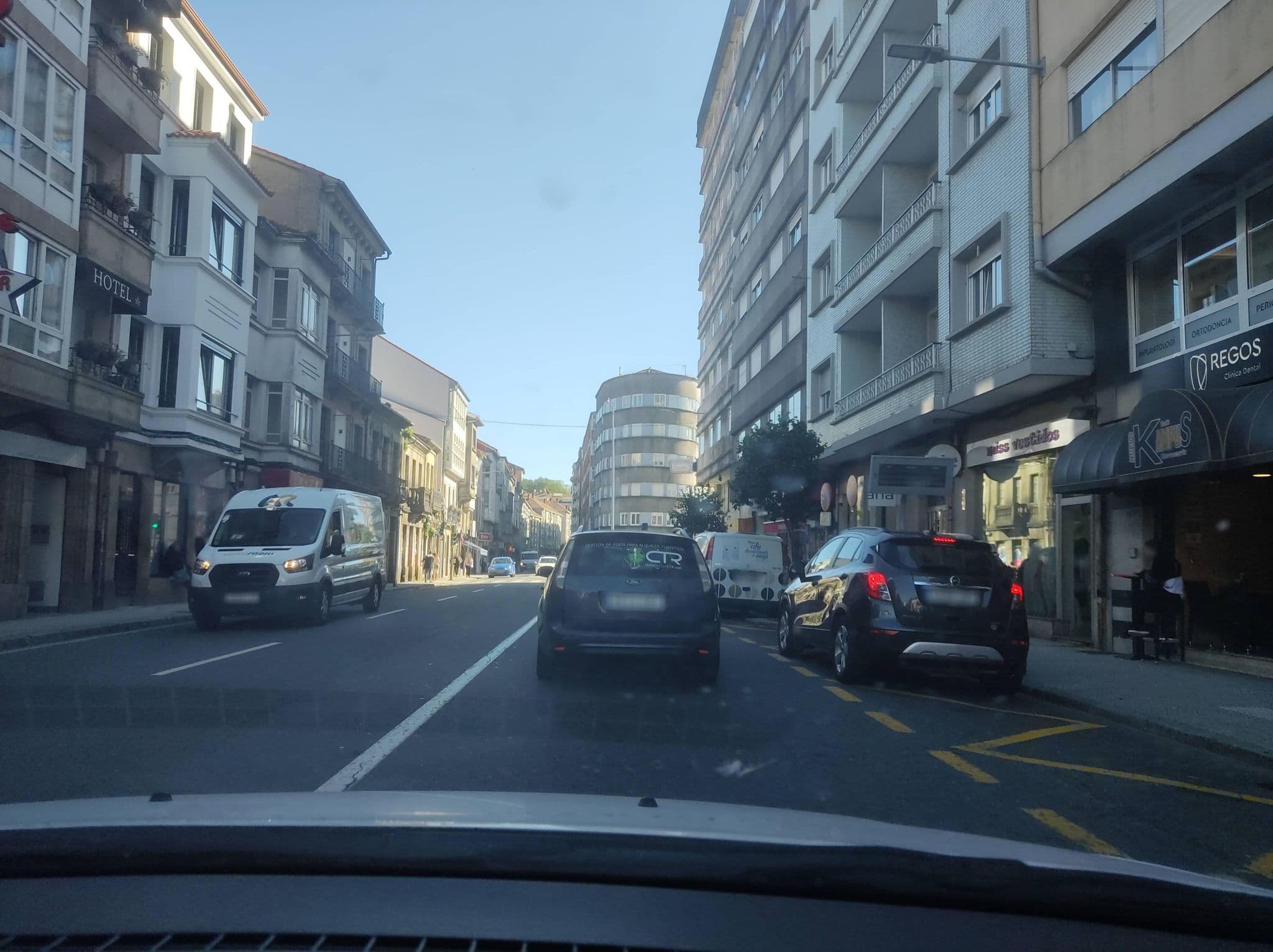 Street view near Hospedaje Castelao, Santiago de Compostela — © mCalle (CC BY-SA · Mapillary)