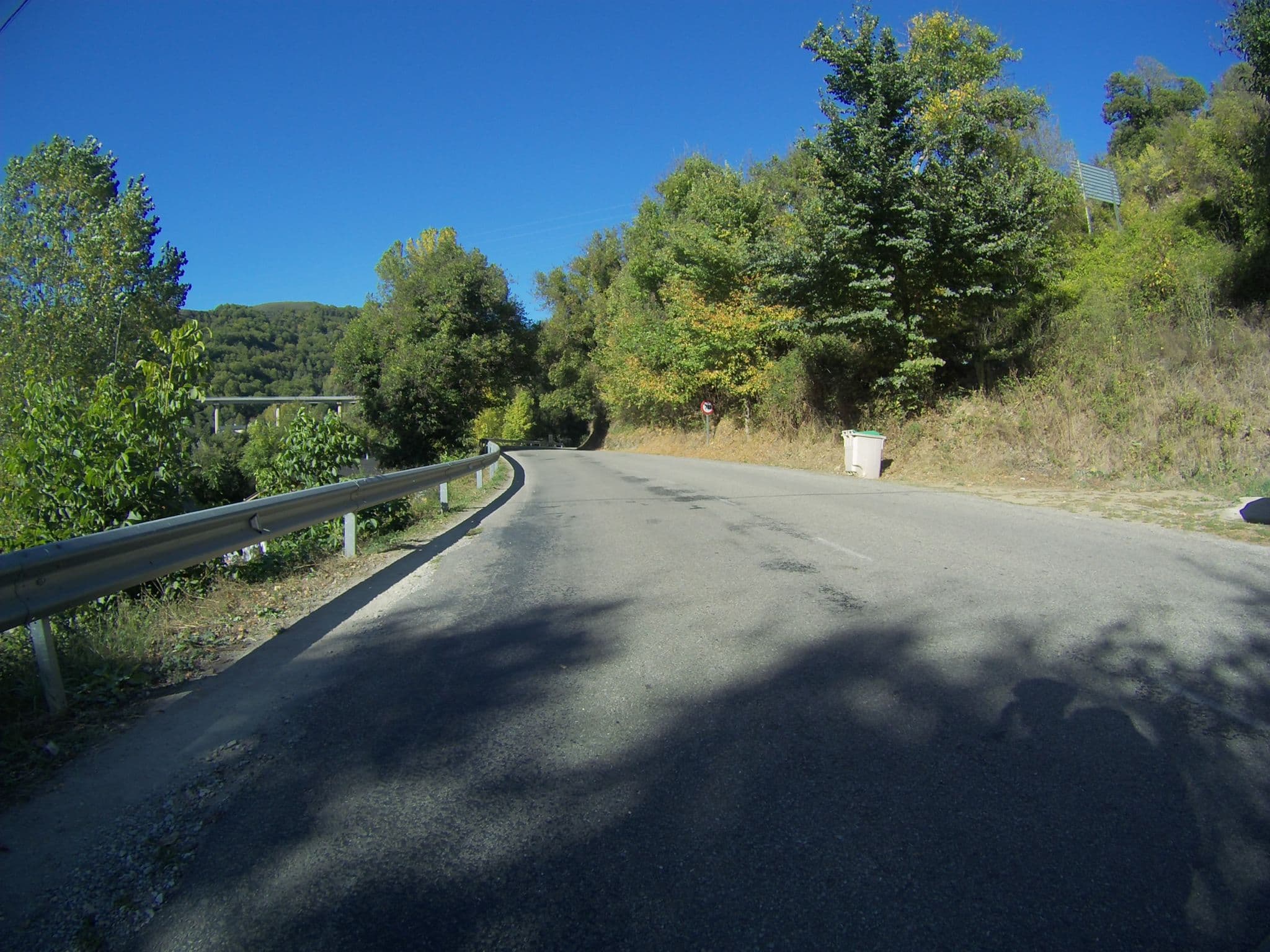 Street view near Mirador del Valcarce, Villafranca del Bierzo — © camperxr (CC BY-SA · Mapillary)