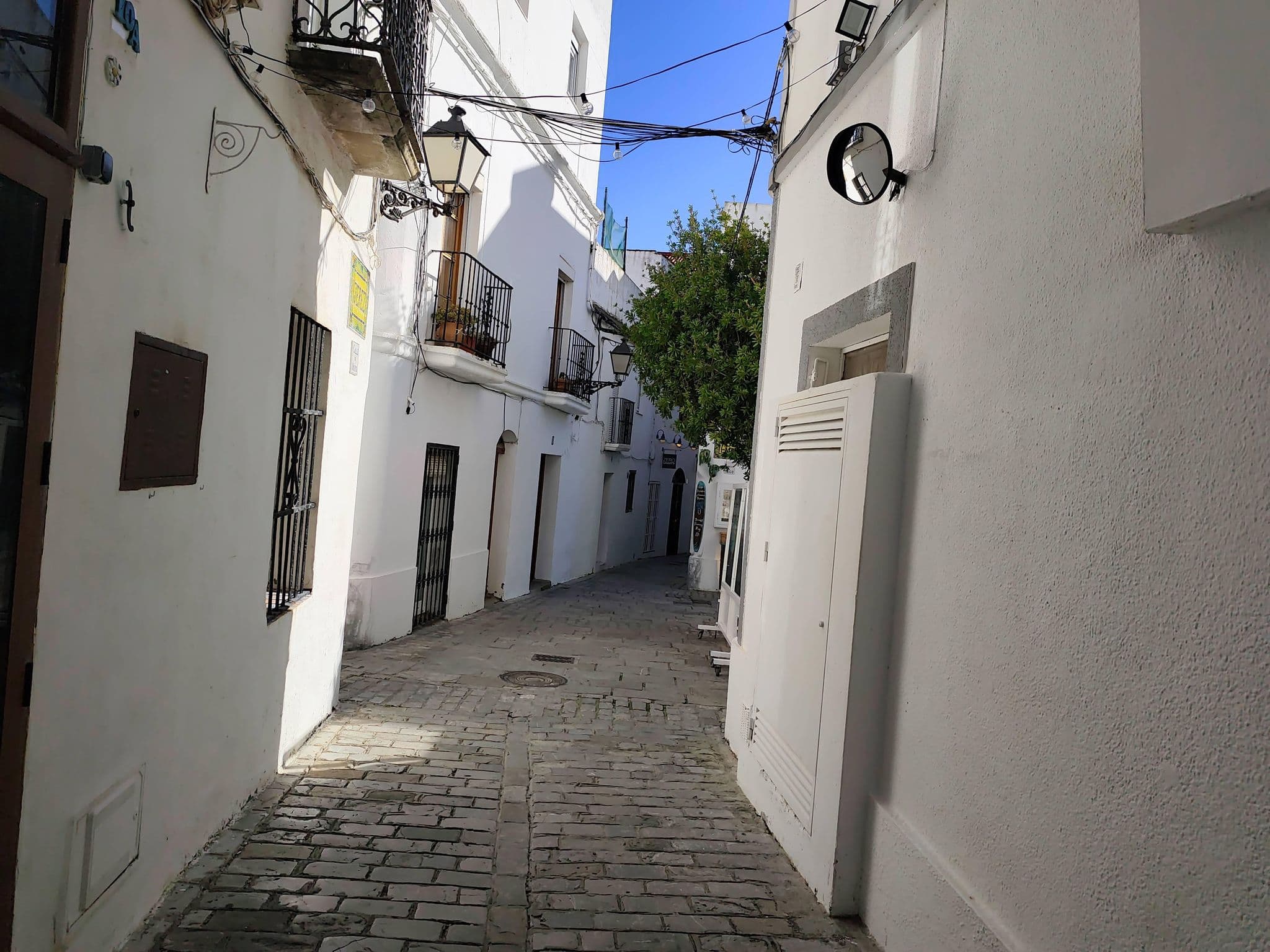Street view near Arte Vida Hoteles Tarifa, Tarifa — © Duro (CC BY-SA · Mapillary)