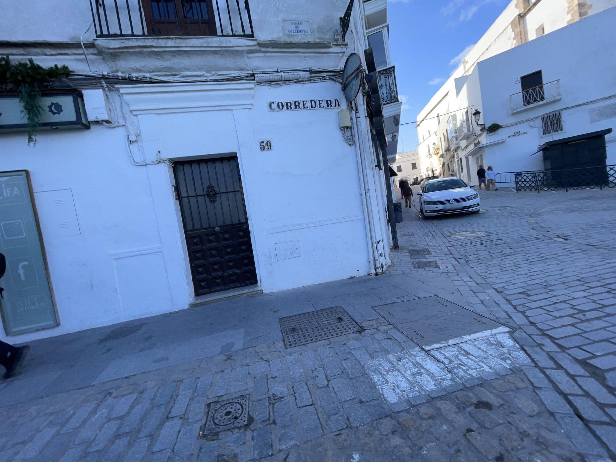 Street view near Turismo Gaditano, Vejer de la Frontera — © seraq (CC BY-SA · Mapillary)