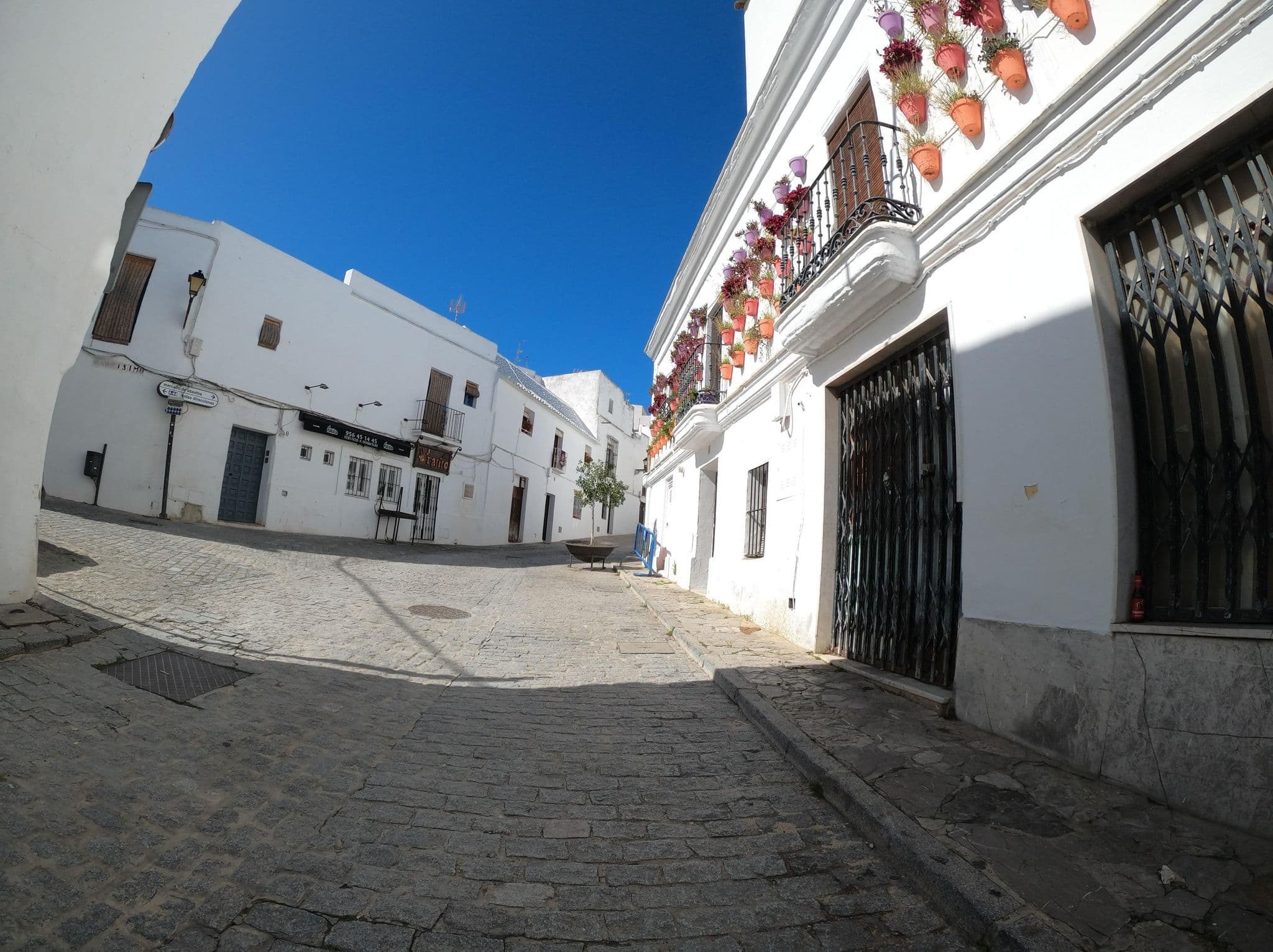 Street view near Apartament Casa Levante, Vejer de la Frontera — © Langfahrer (CC BY-SA · Mapillary)