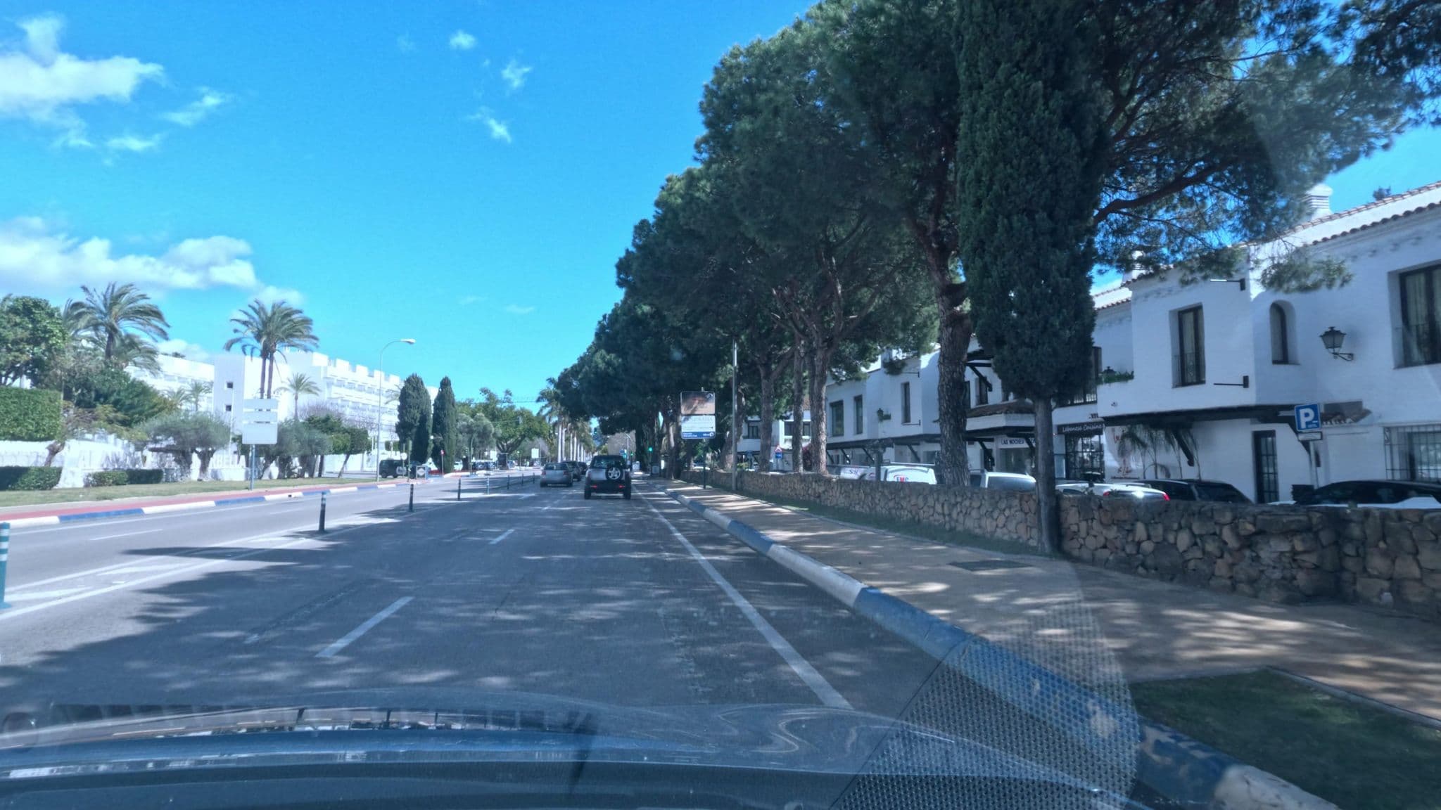 Street view near Al Rima, Marbella — © filipc (CC BY-SA · Mapillary)