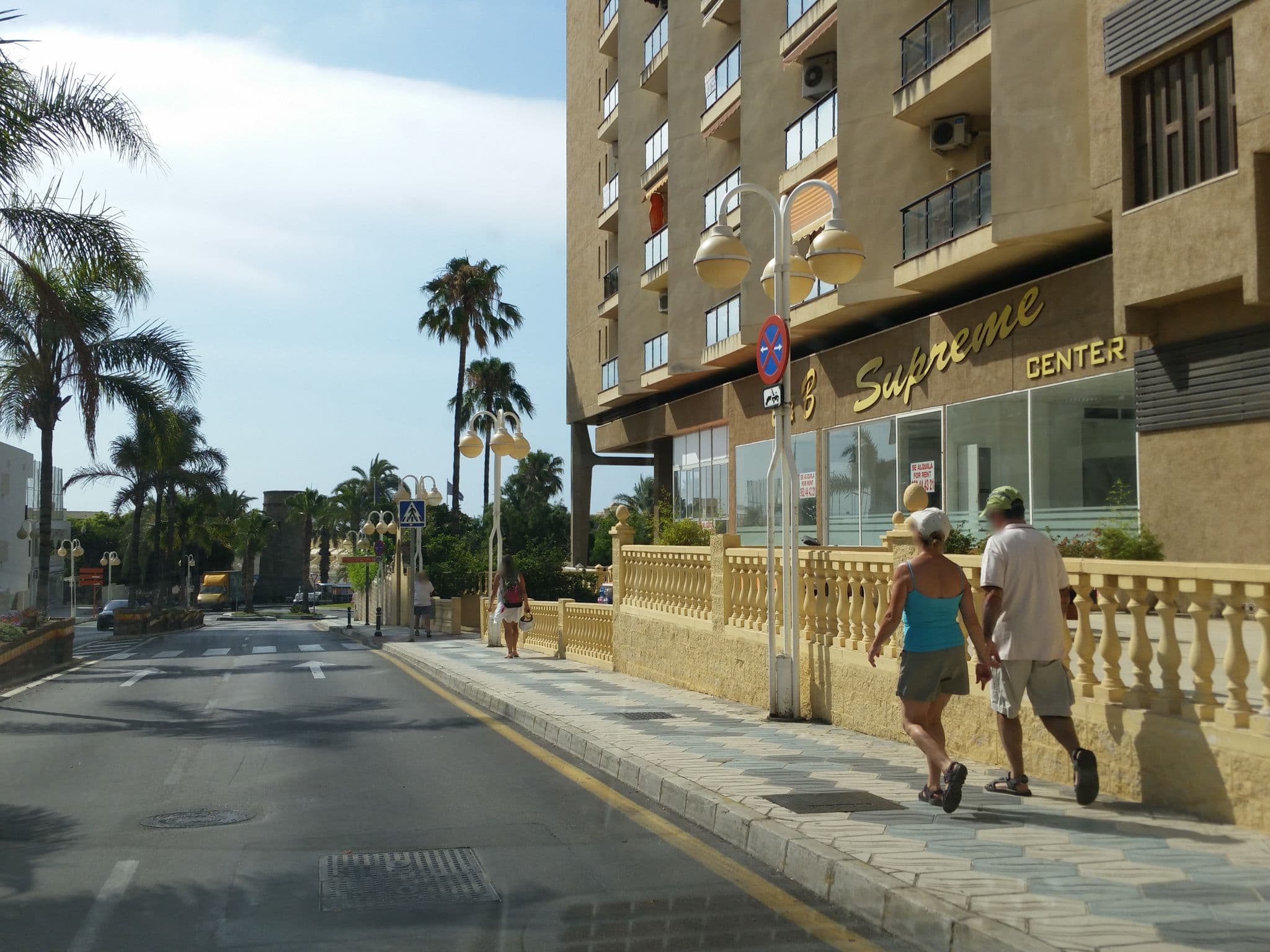 Street view near Puerto Marina, Arroyo de la Miel — © jaakkoh (CC BY-SA · Mapillary)